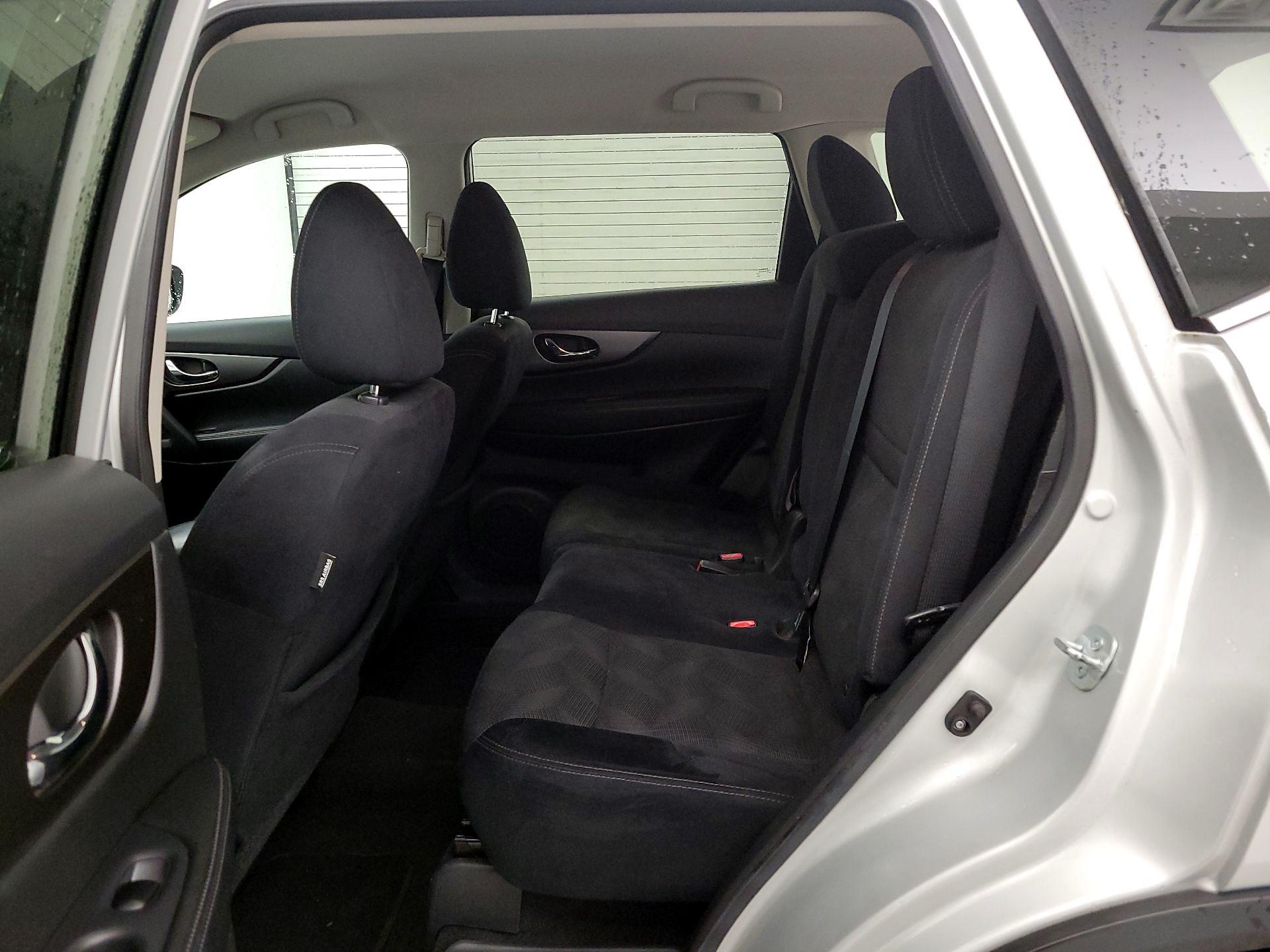 Thumbnail: 2015 Nissan Rogue - 20