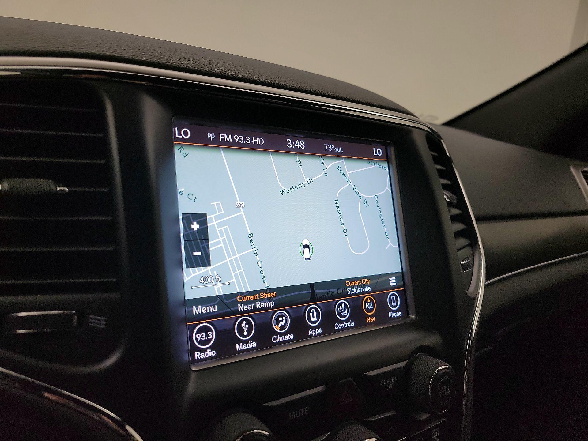 Thumbnail: 2018 Jeep Grand Cherokee - 14