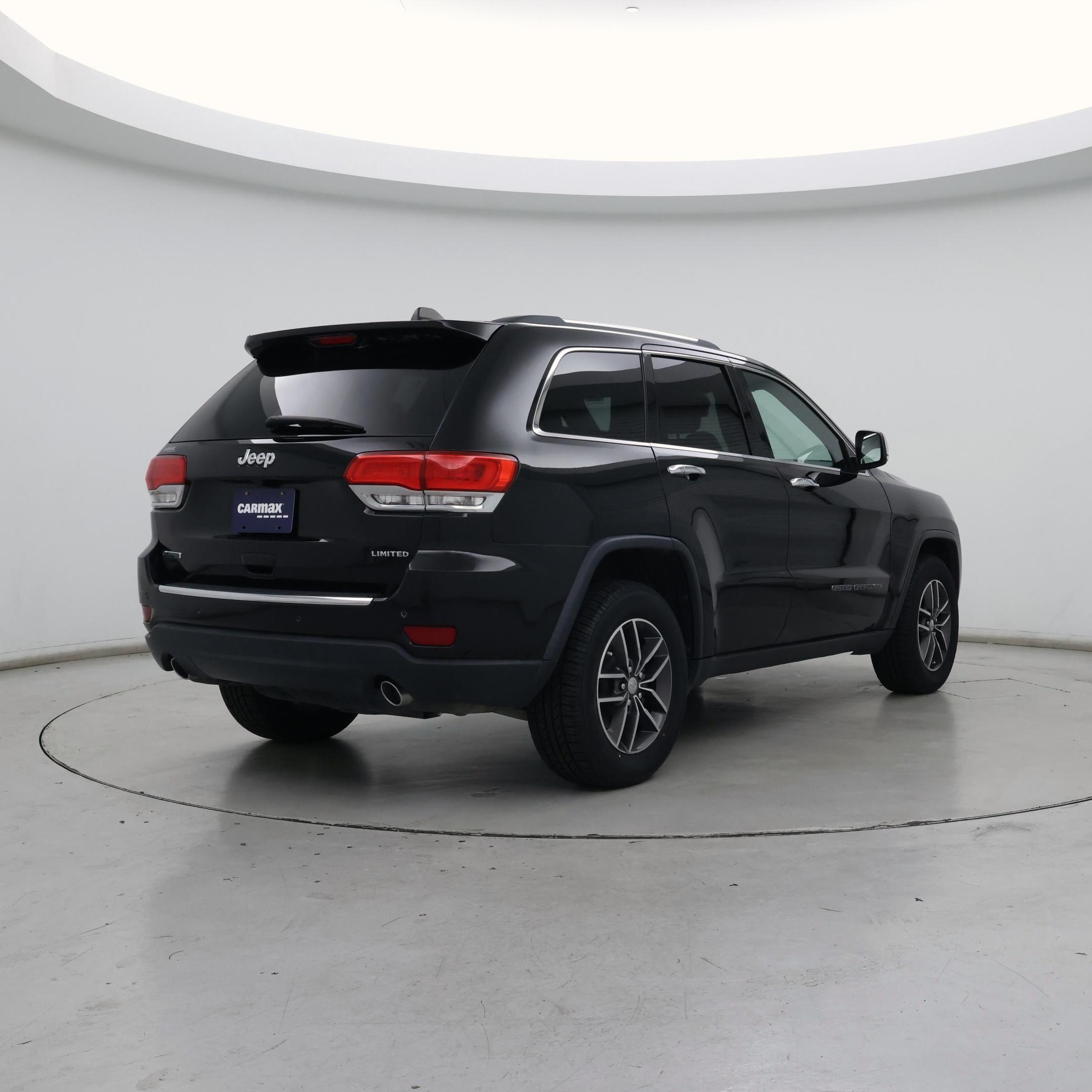 Thumbnail: 2018 Jeep Grand Cherokee - 8