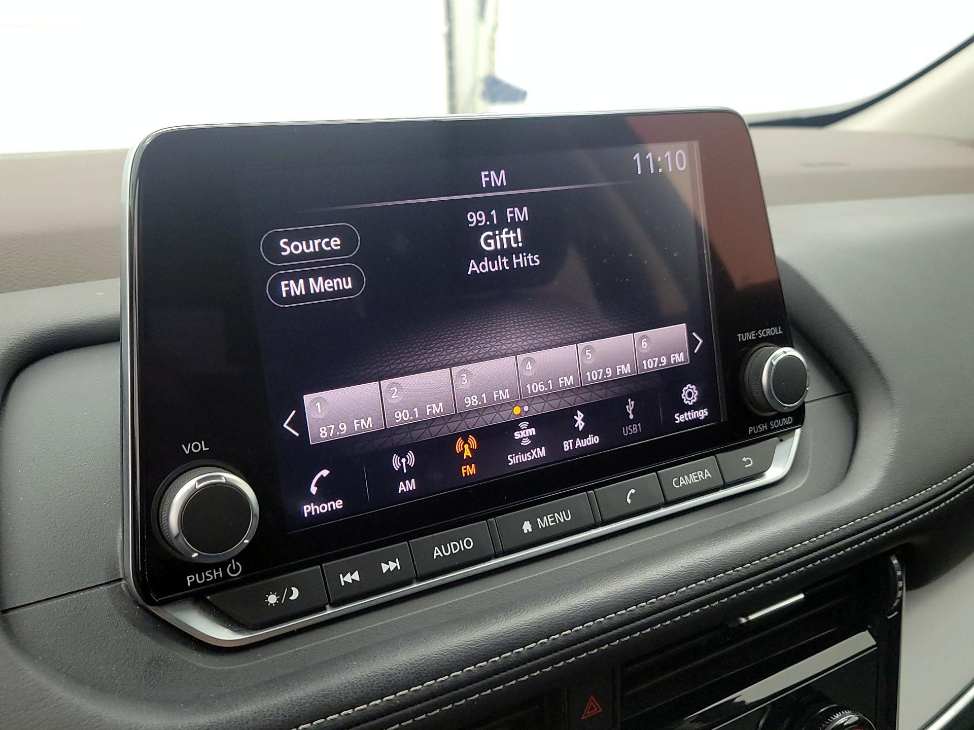 Thumbnail: 2022 Nissan Rogue - 15