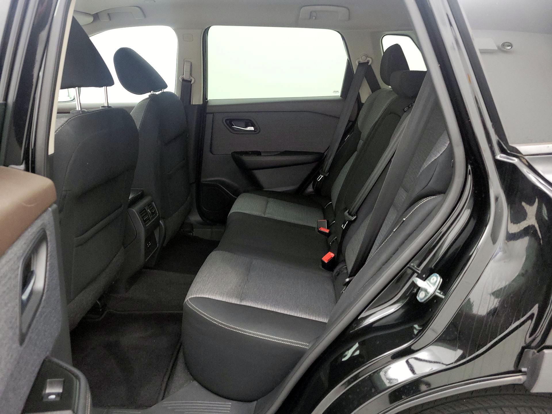 Thumbnail: 2022 Nissan Rogue - 19