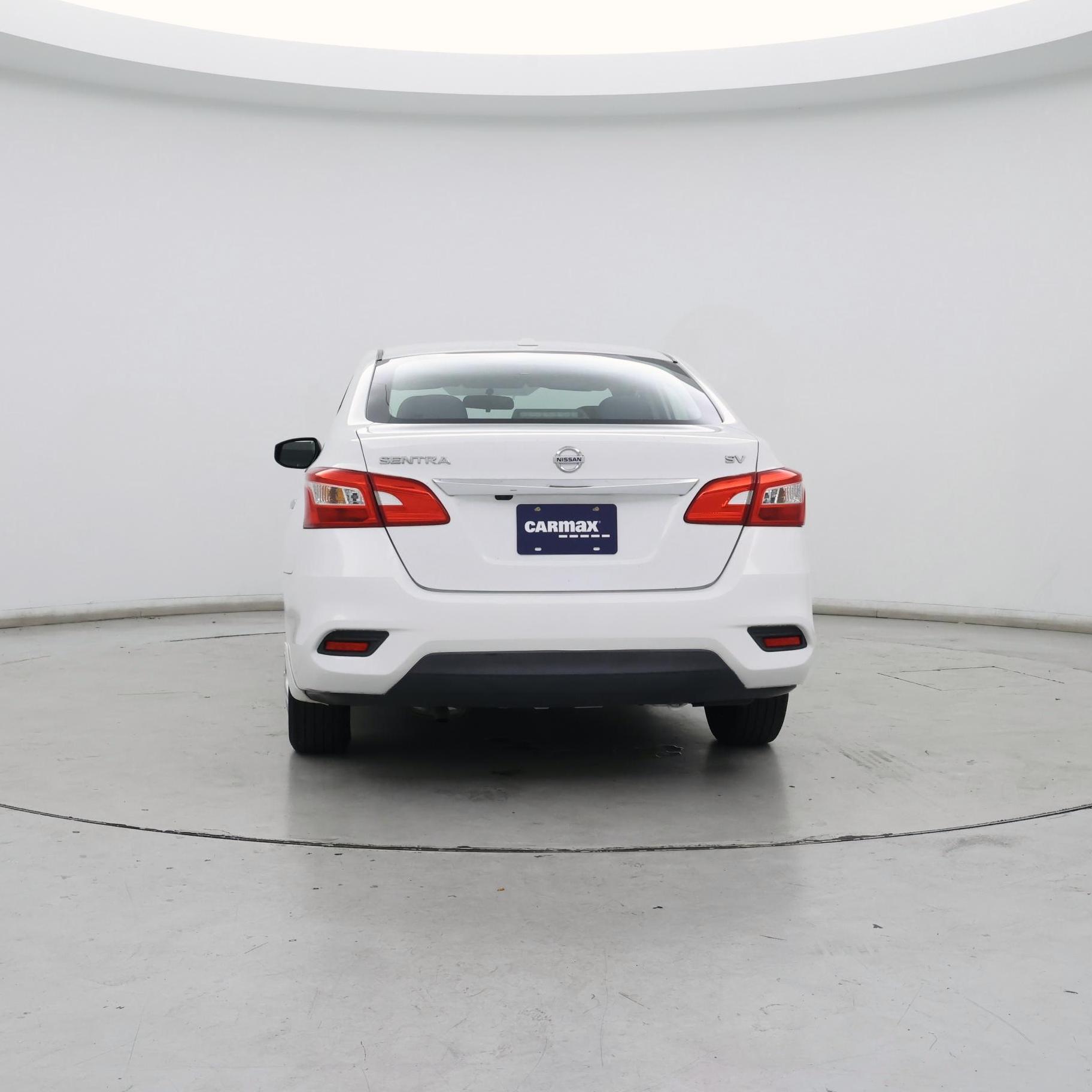 Thumbnail: 2017 Nissan Sentra - 6