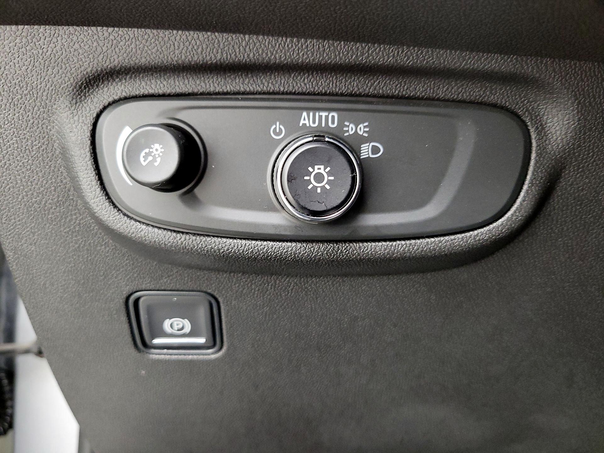 Thumbnail: 2022 GMC Terrain - 13