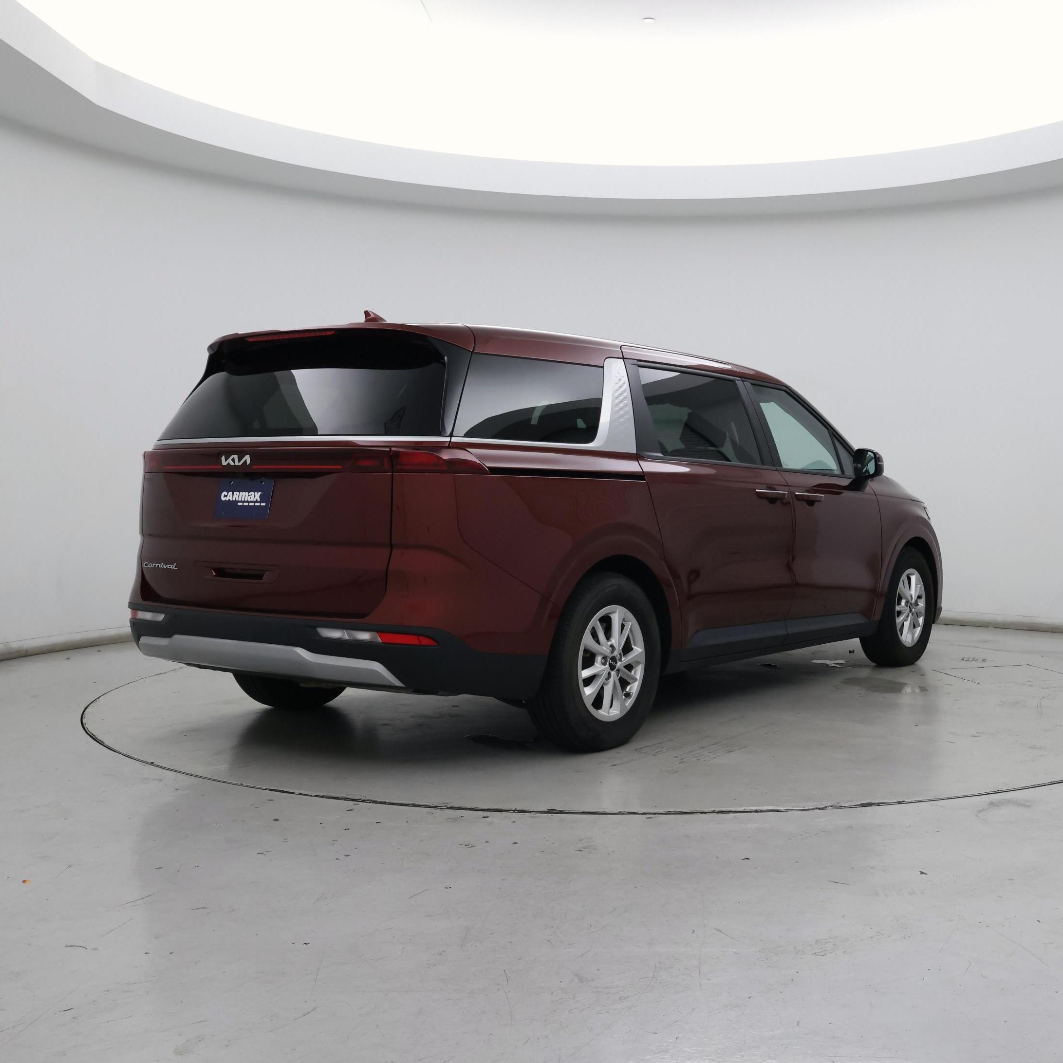 Thumbnail: 2022 Kia Carnival - 8