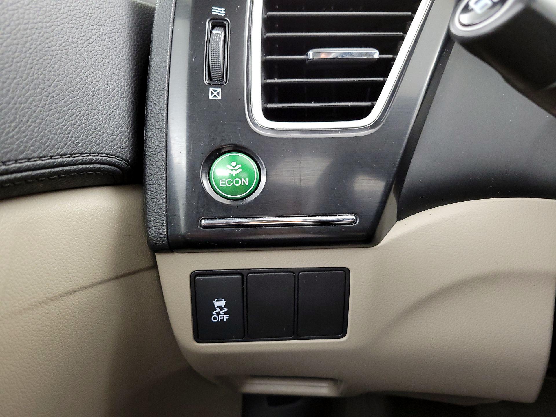Thumbnail: 2014 Honda Civic - 13