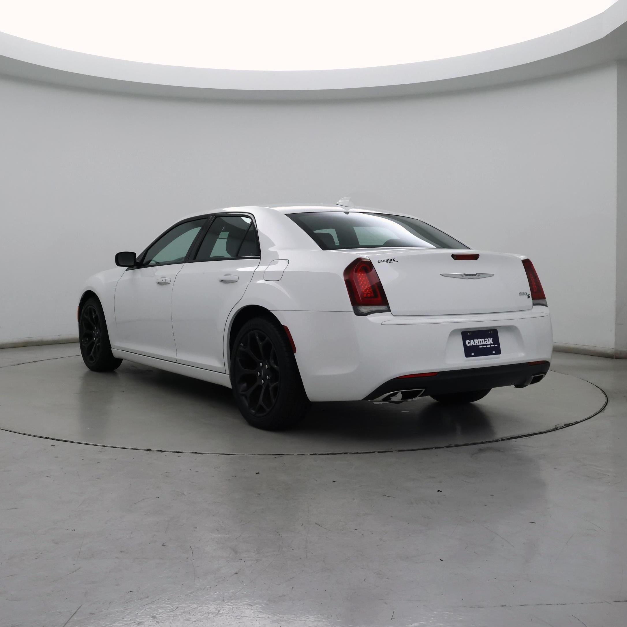 Thumbnail: 2019 Chrysler 300 - 2