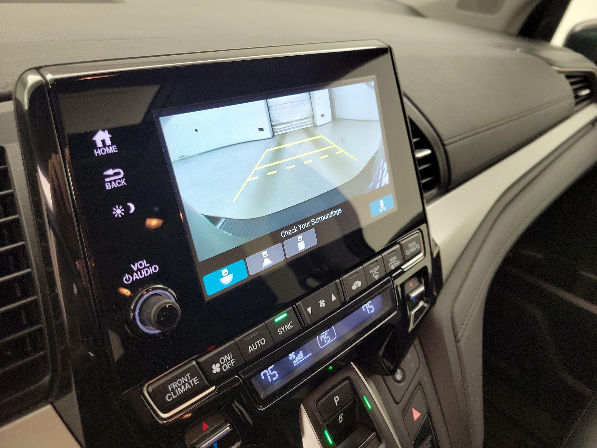 Thumbnail: 2023 Honda Odyssey - 14