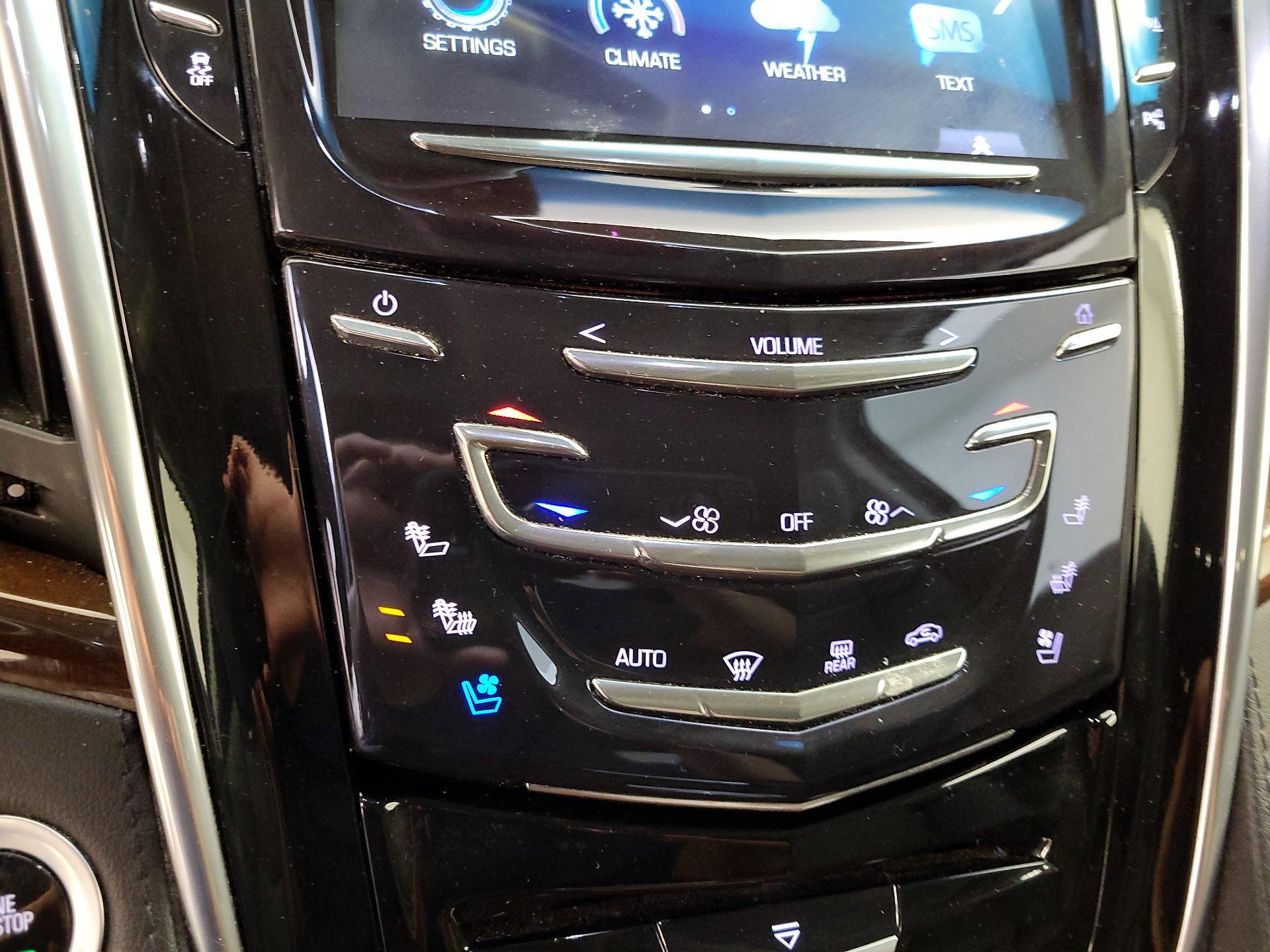 Thumbnail: 2019 Cadillac Escalade - 17