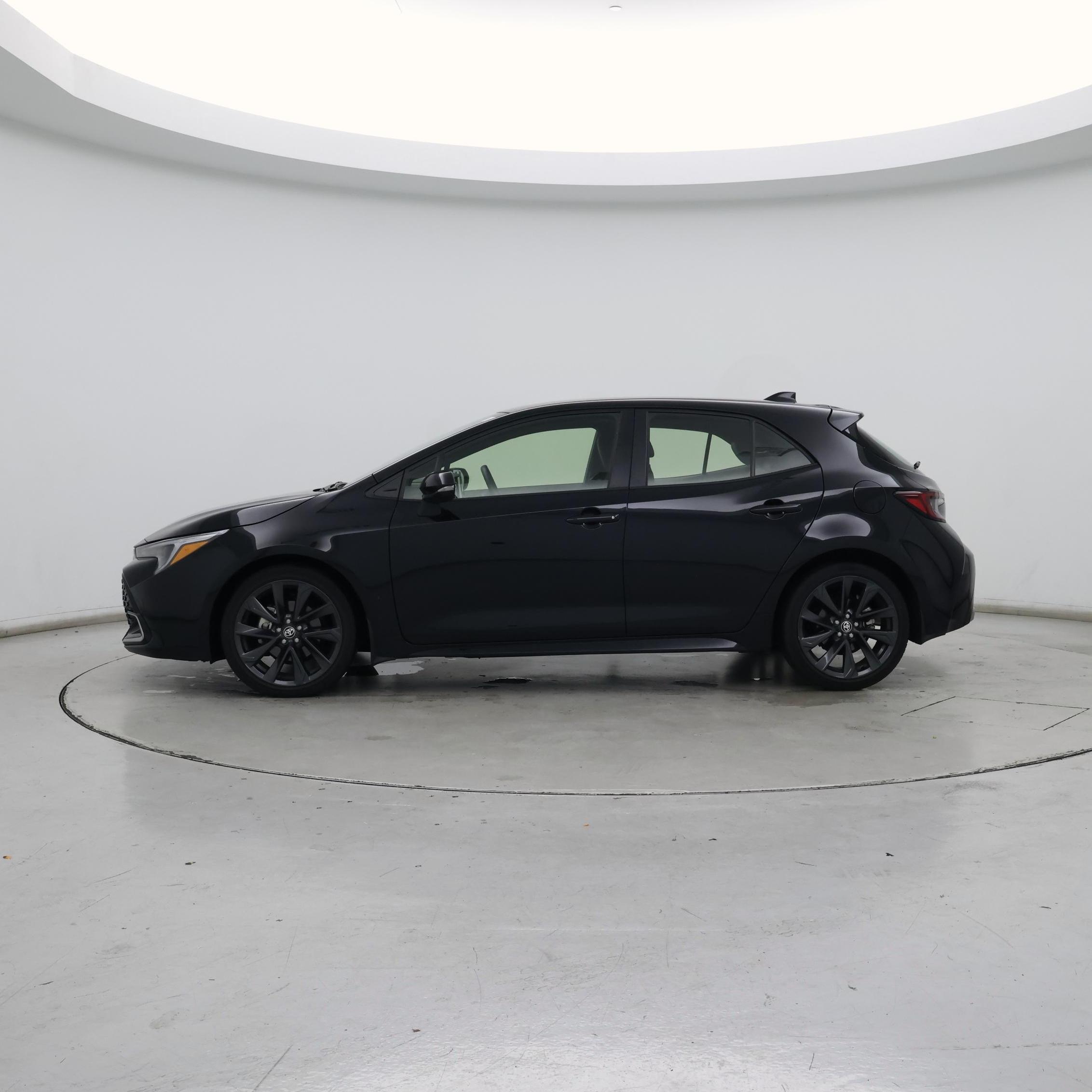 Thumbnail: 2024 Toyota Corolla - 3