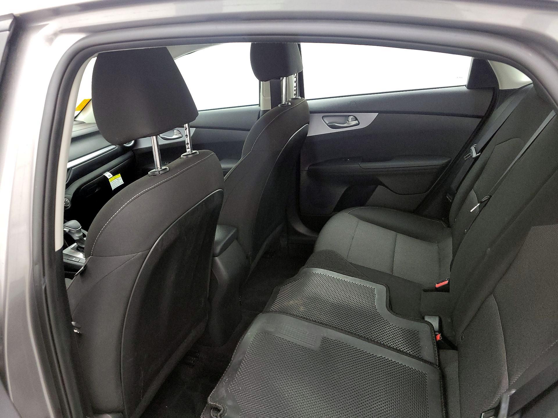 Thumbnail: 2023 Kia Forte - 20