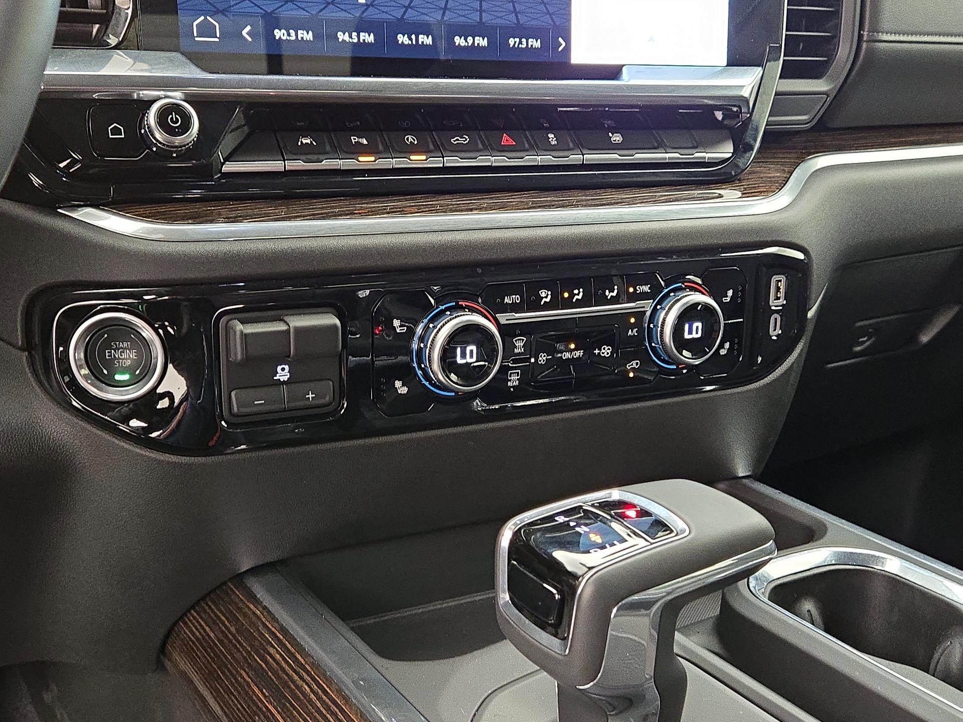 Thumbnail: 2025 GMC Sierra 1500 - 16