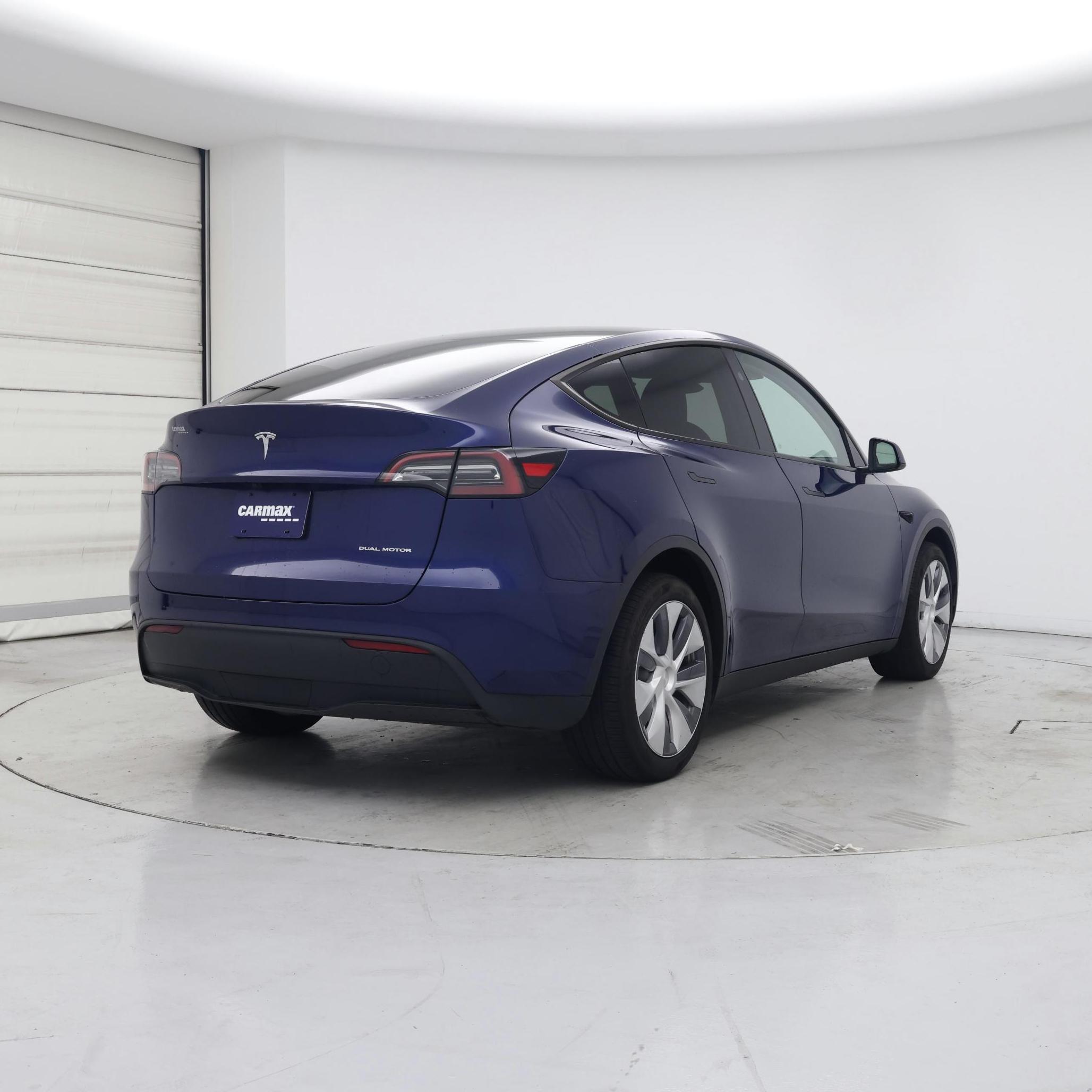 Thumbnail: 2024 Tesla Model Y - 8
