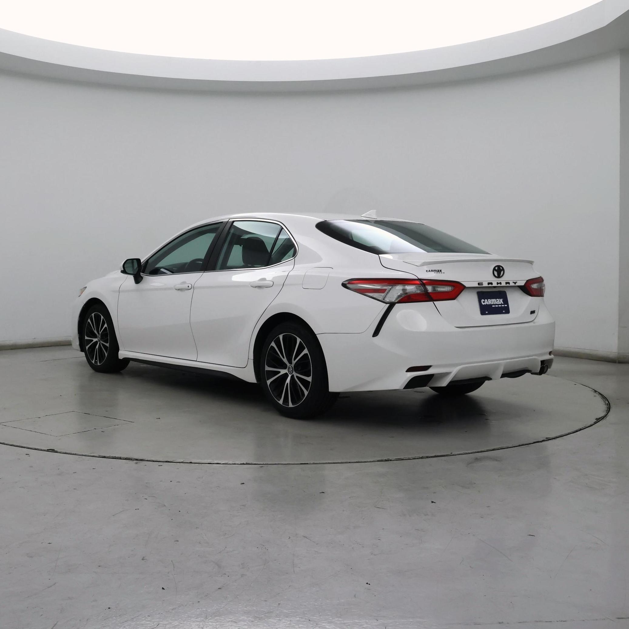 Thumbnail: 2019 Toyota Camry - 2