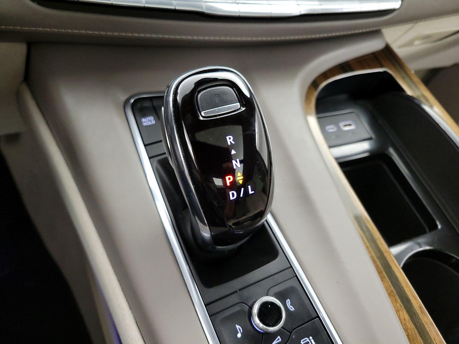 Thumbnail: 2023 Cadillac Escalade - 17