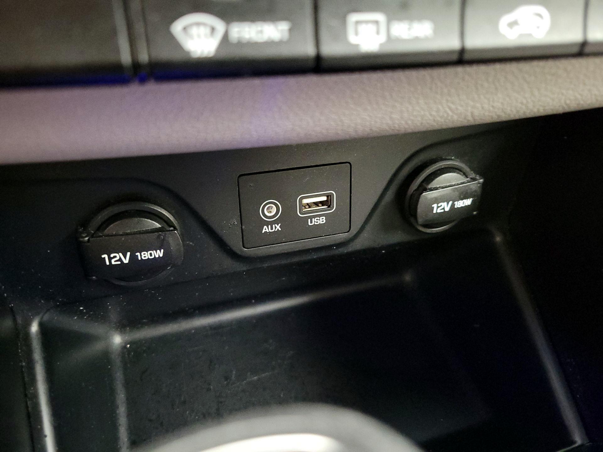 Thumbnail: 2019 Hyundai Tucson - 18