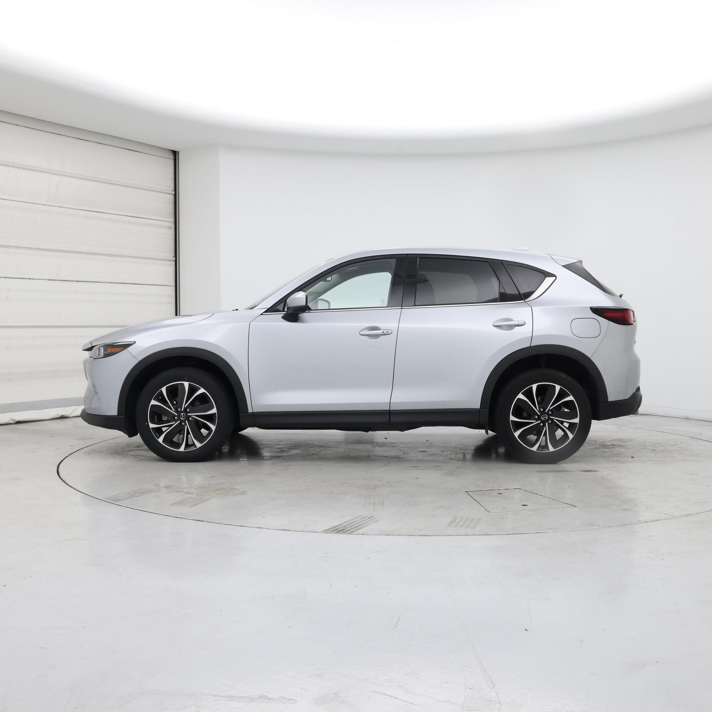 Thumbnail: 2022 Mazda CX-5 - 3