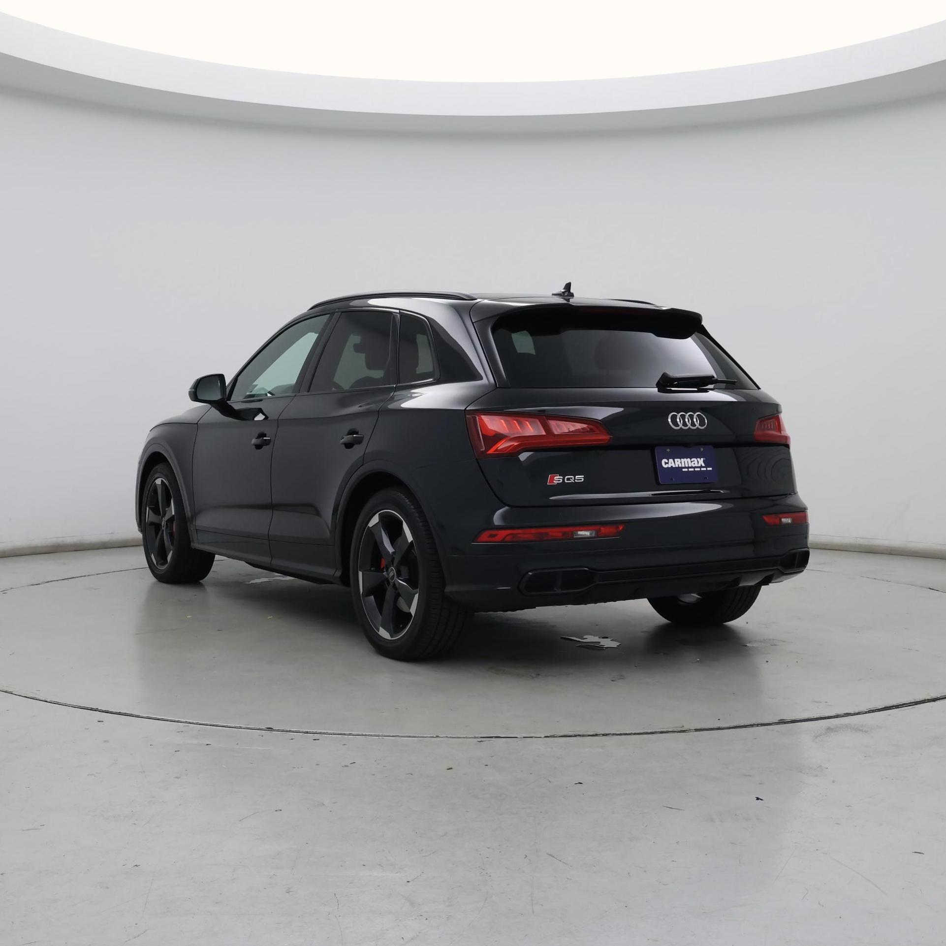 Thumbnail: 2020 Audi SQ5 - 2