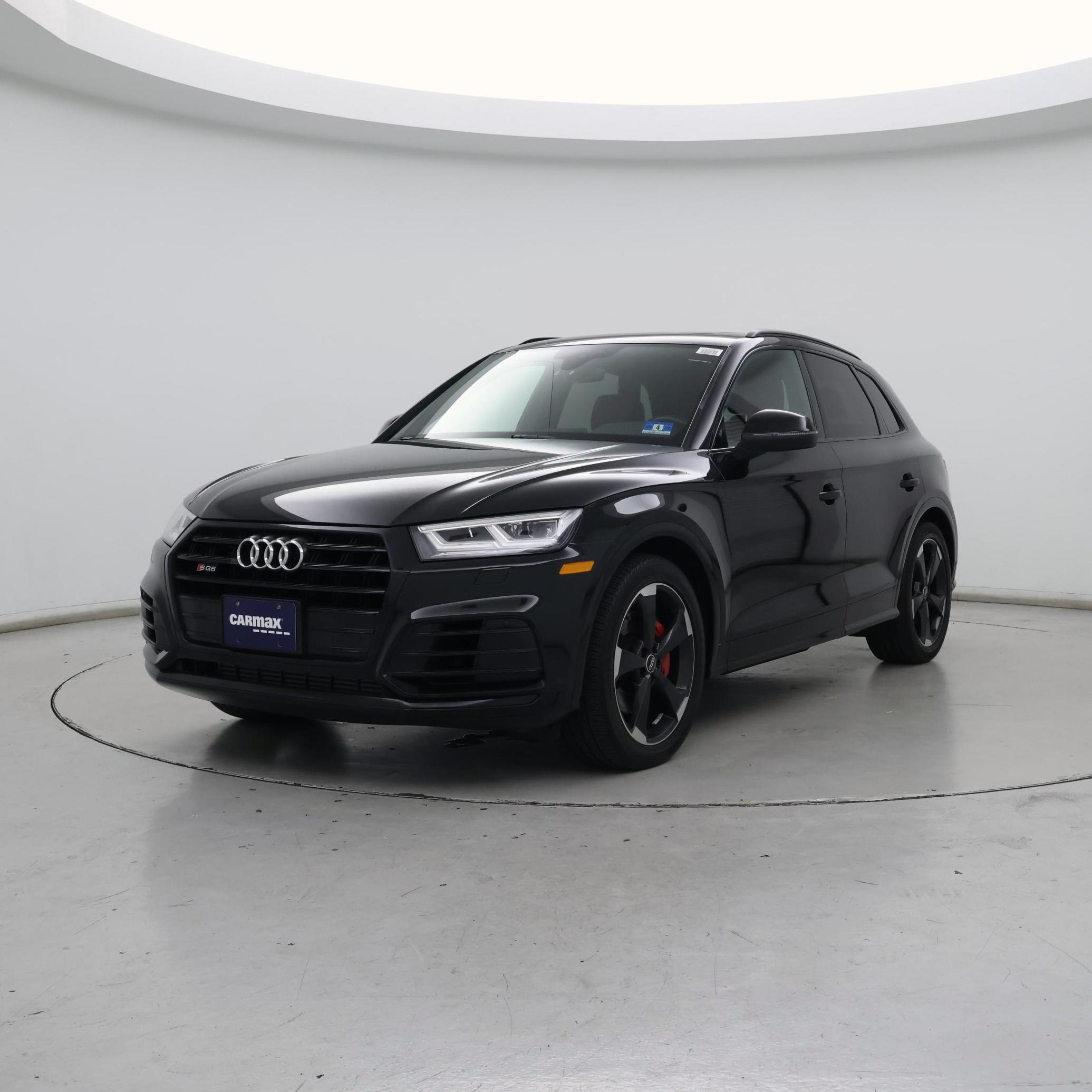 Thumbnail: 2020 Audi SQ5 - 4