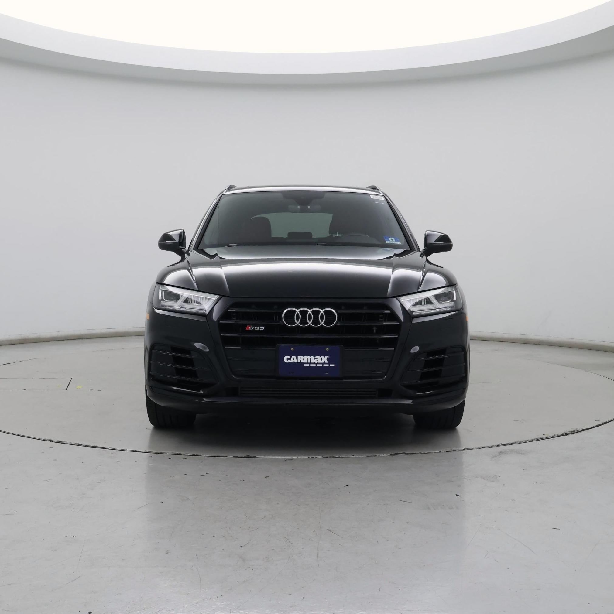 Thumbnail: 2020 Audi SQ5 - 5