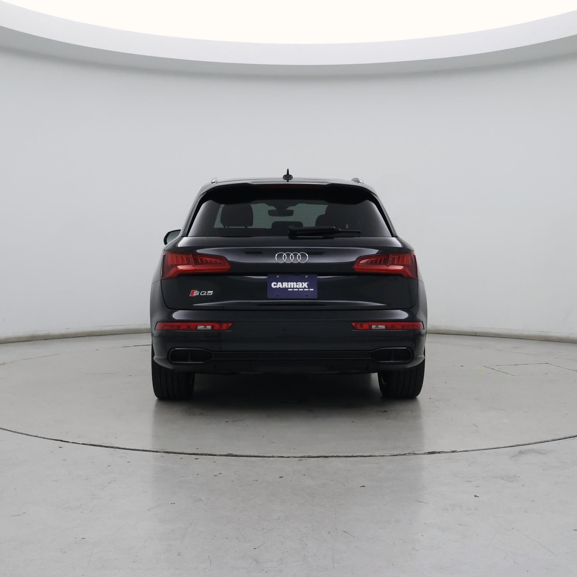 Thumbnail: 2020 Audi SQ5 - 6