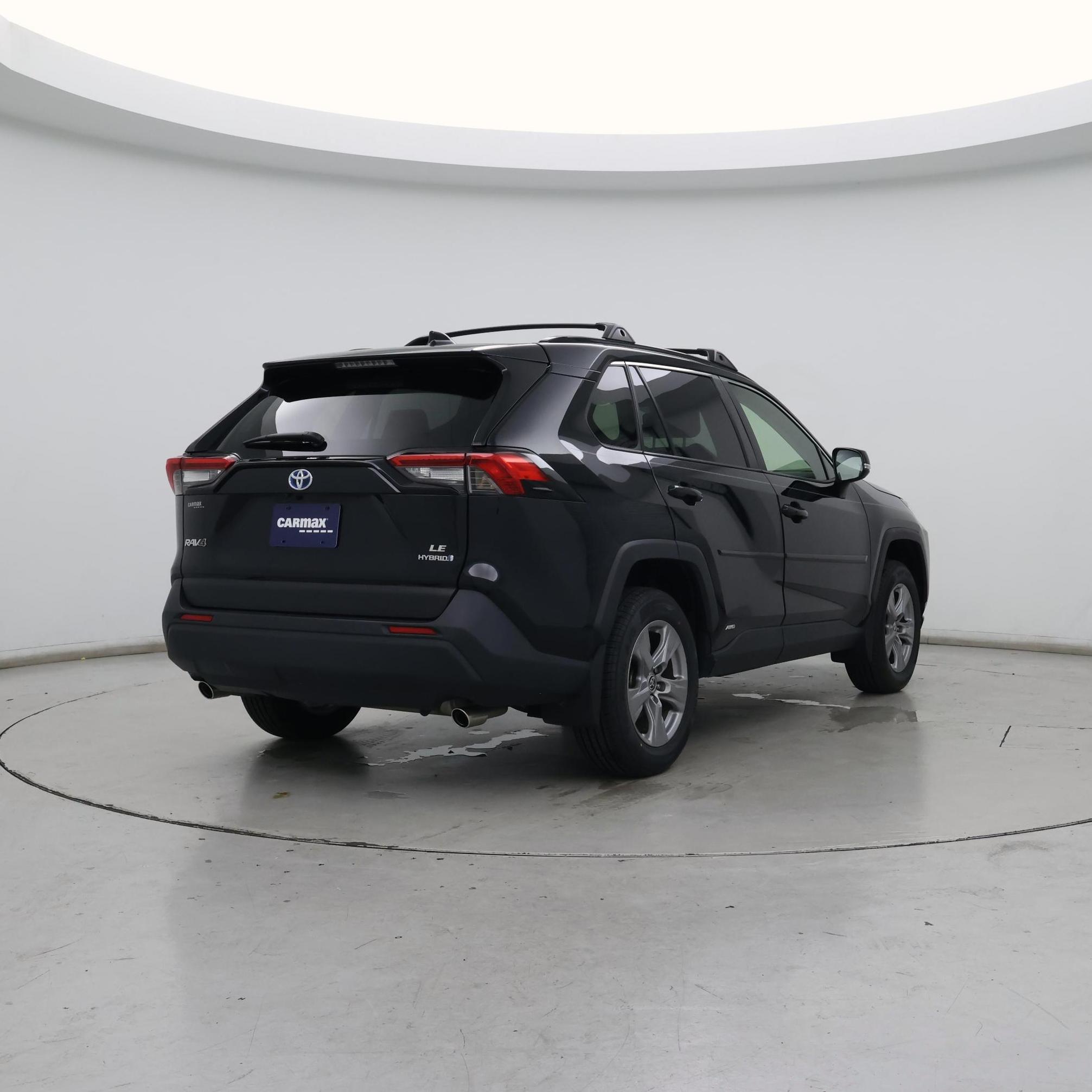 Thumbnail: 2023 Toyota RAV4 - 8