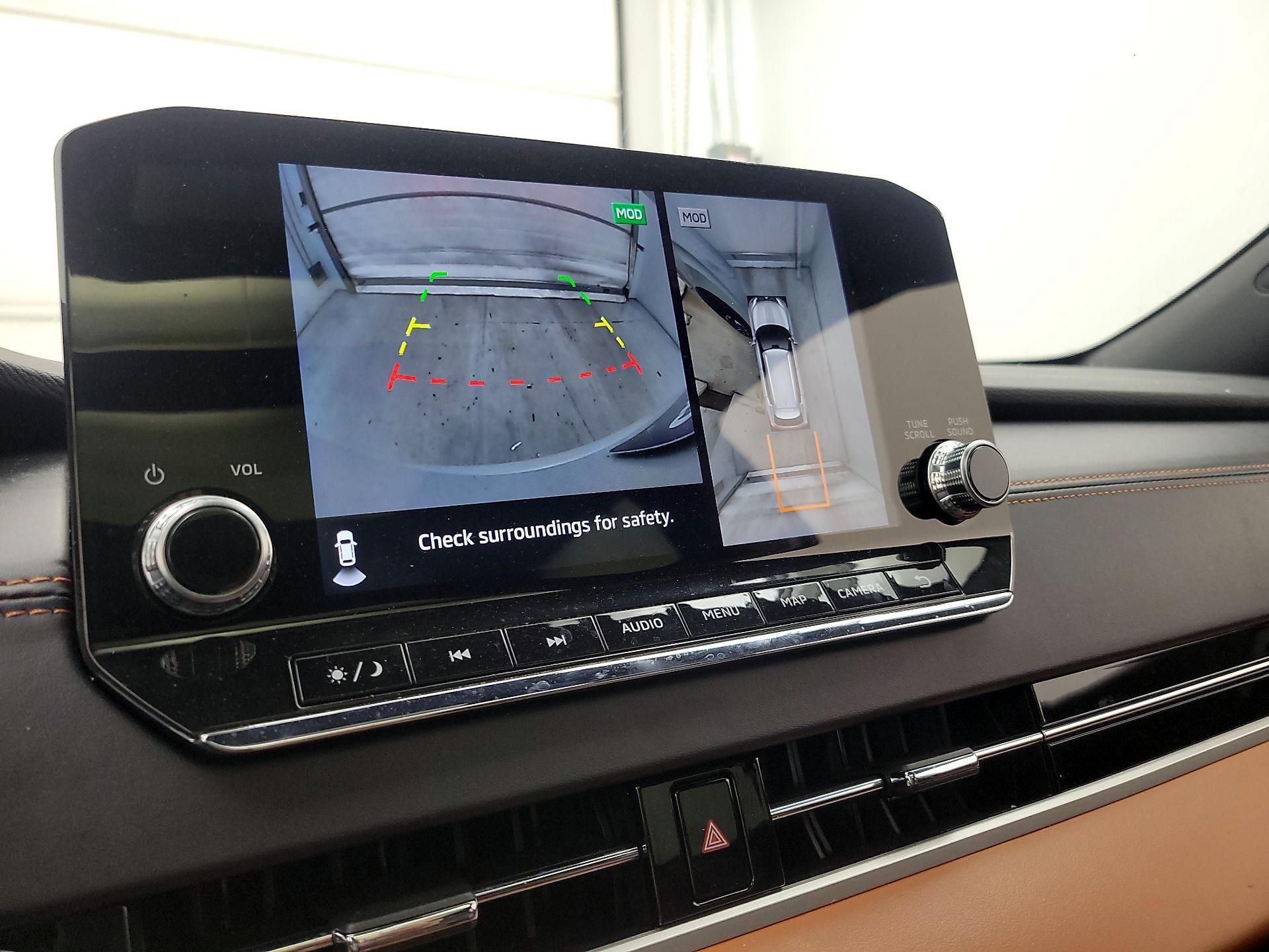 Thumbnail: 2024 Mitsubishi Outlander - 13