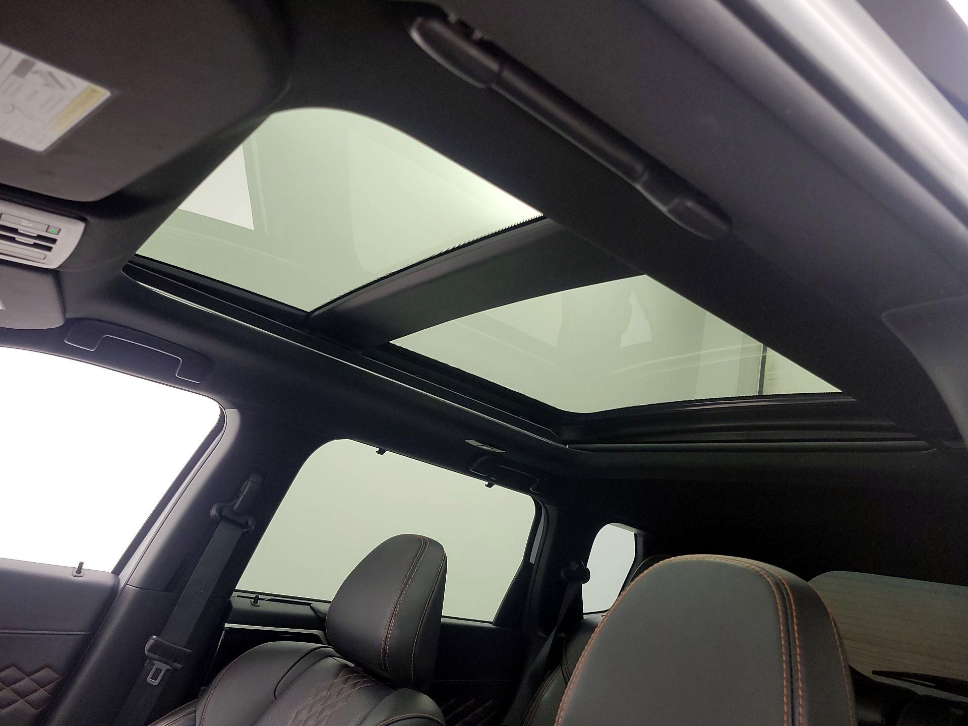 Thumbnail: 2024 Mitsubishi Outlander - 17