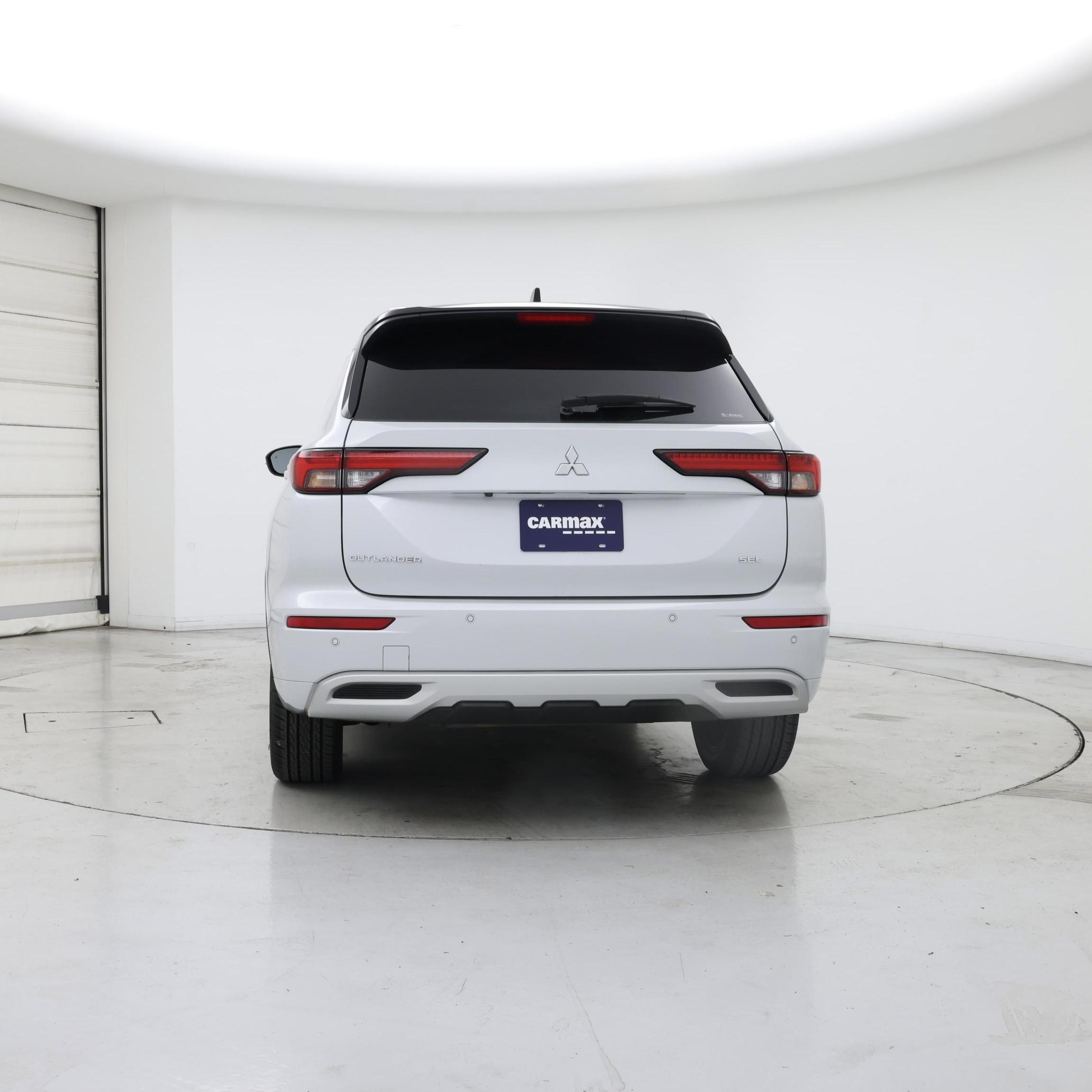 Thumbnail: 2024 Mitsubishi Outlander - 6