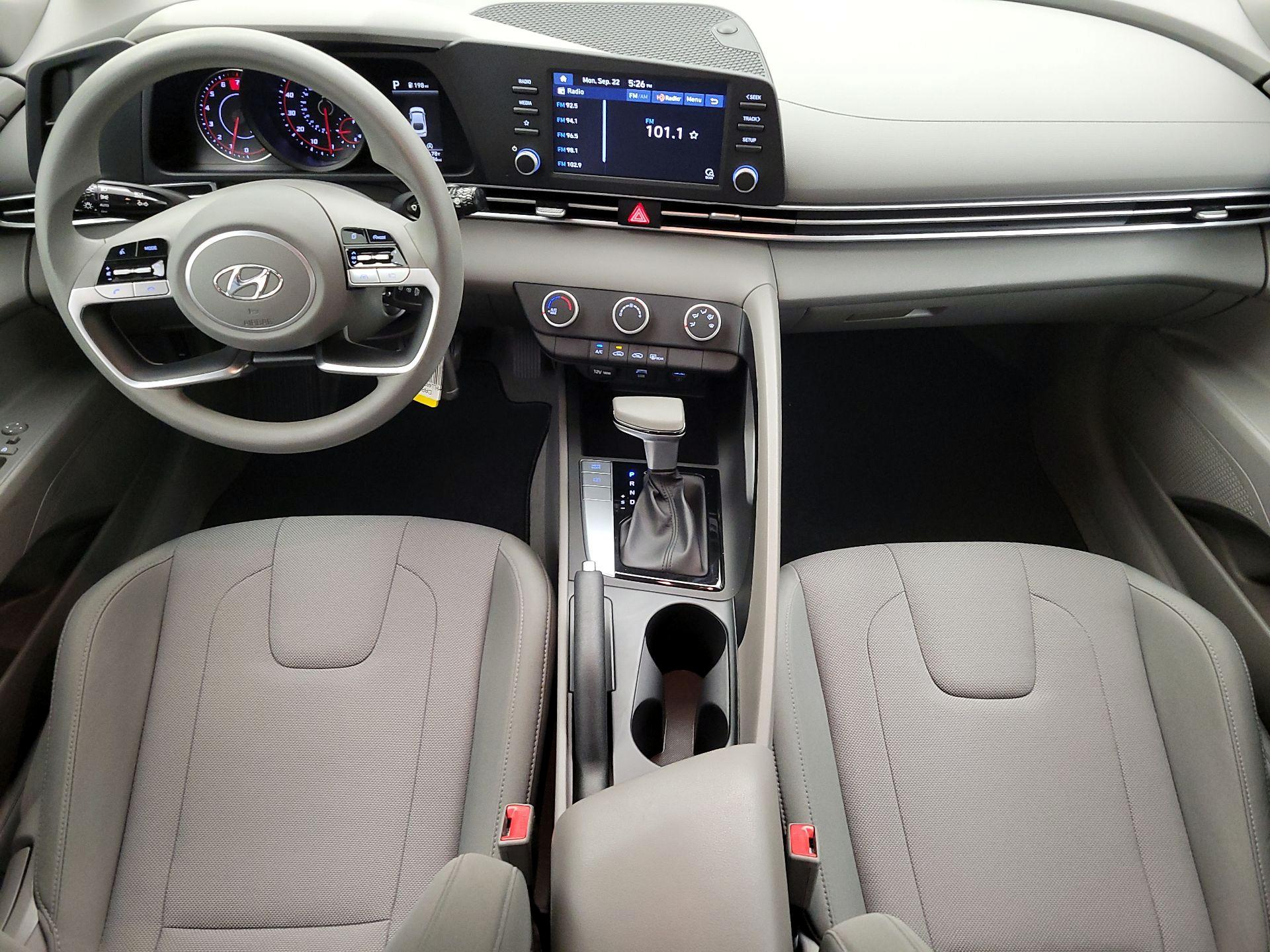 Thumbnail: 2021 Hyundai Elantra - 9