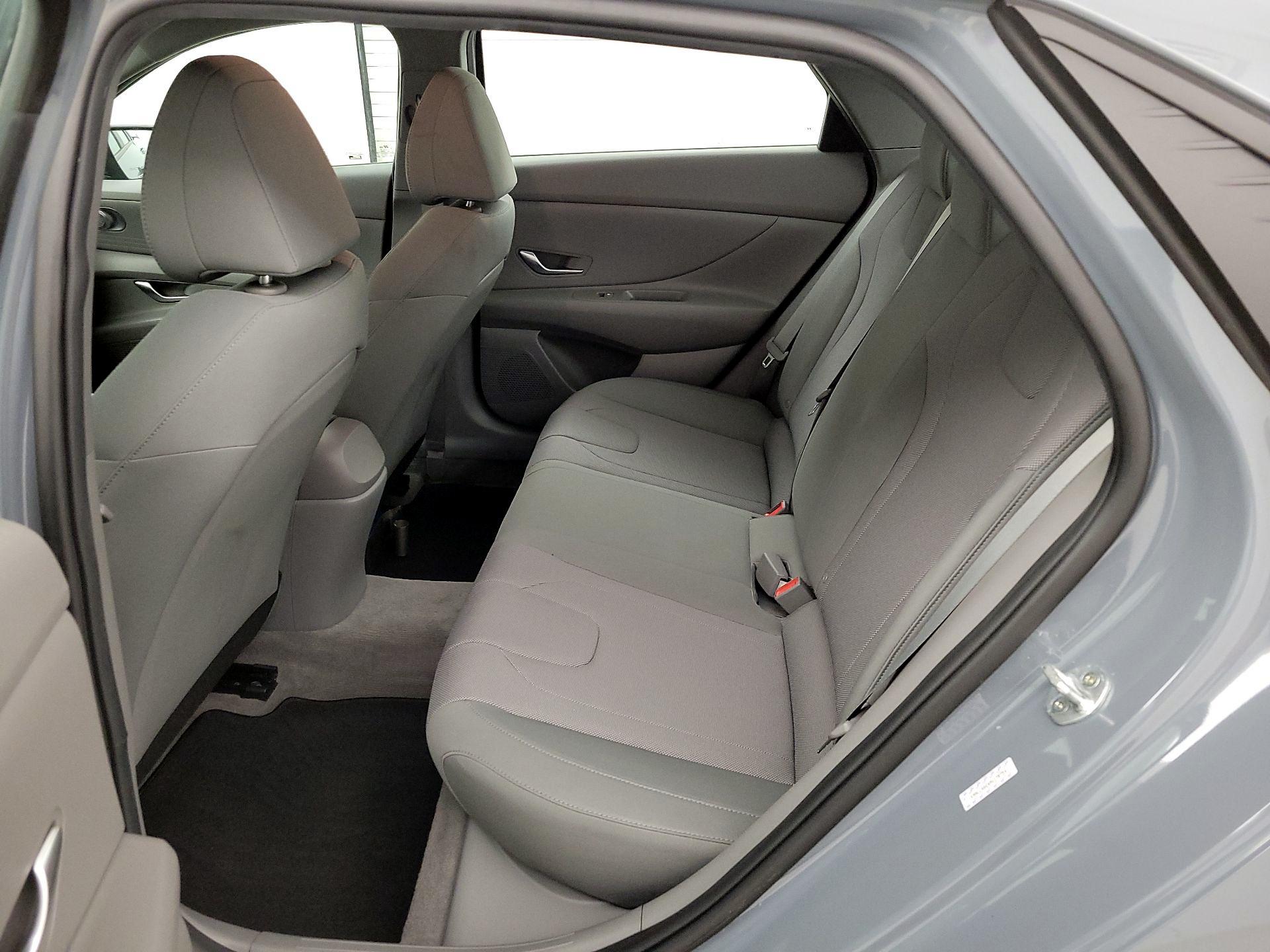 Thumbnail: 2021 Hyundai Elantra - 19
