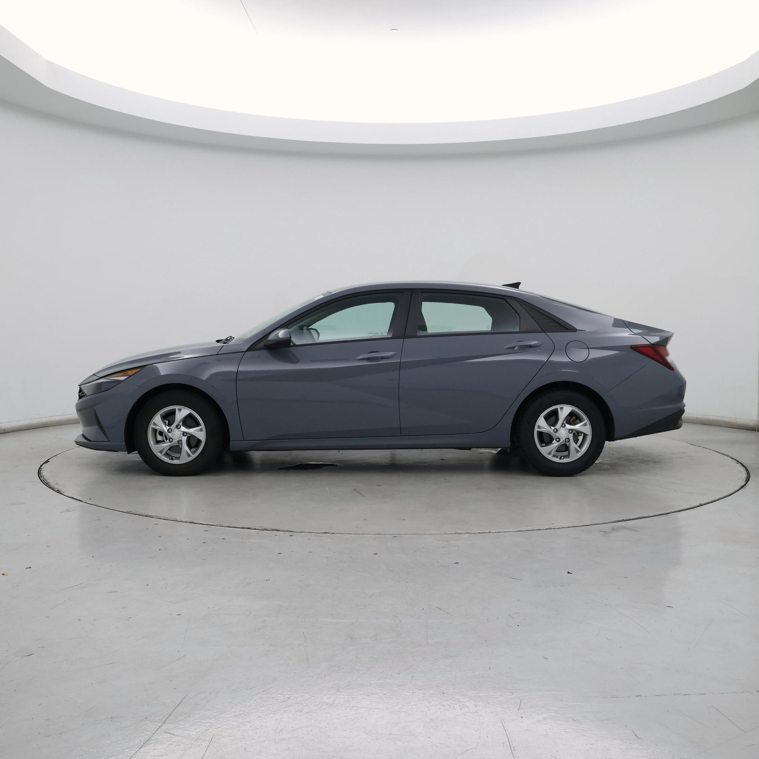 Thumbnail: 2021 Hyundai Elantra - 3