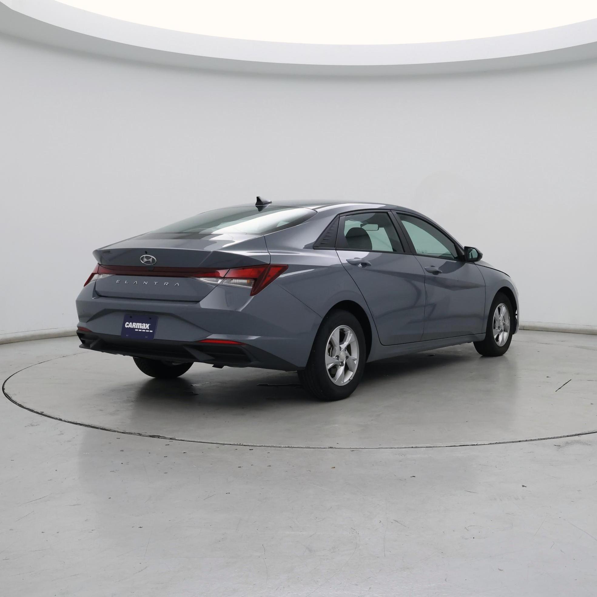 Thumbnail: 2021 Hyundai Elantra - 8