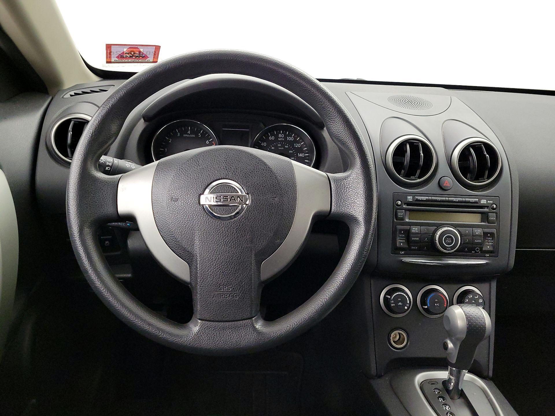 Thumbnail: 2014 Nissan Rogue - 10