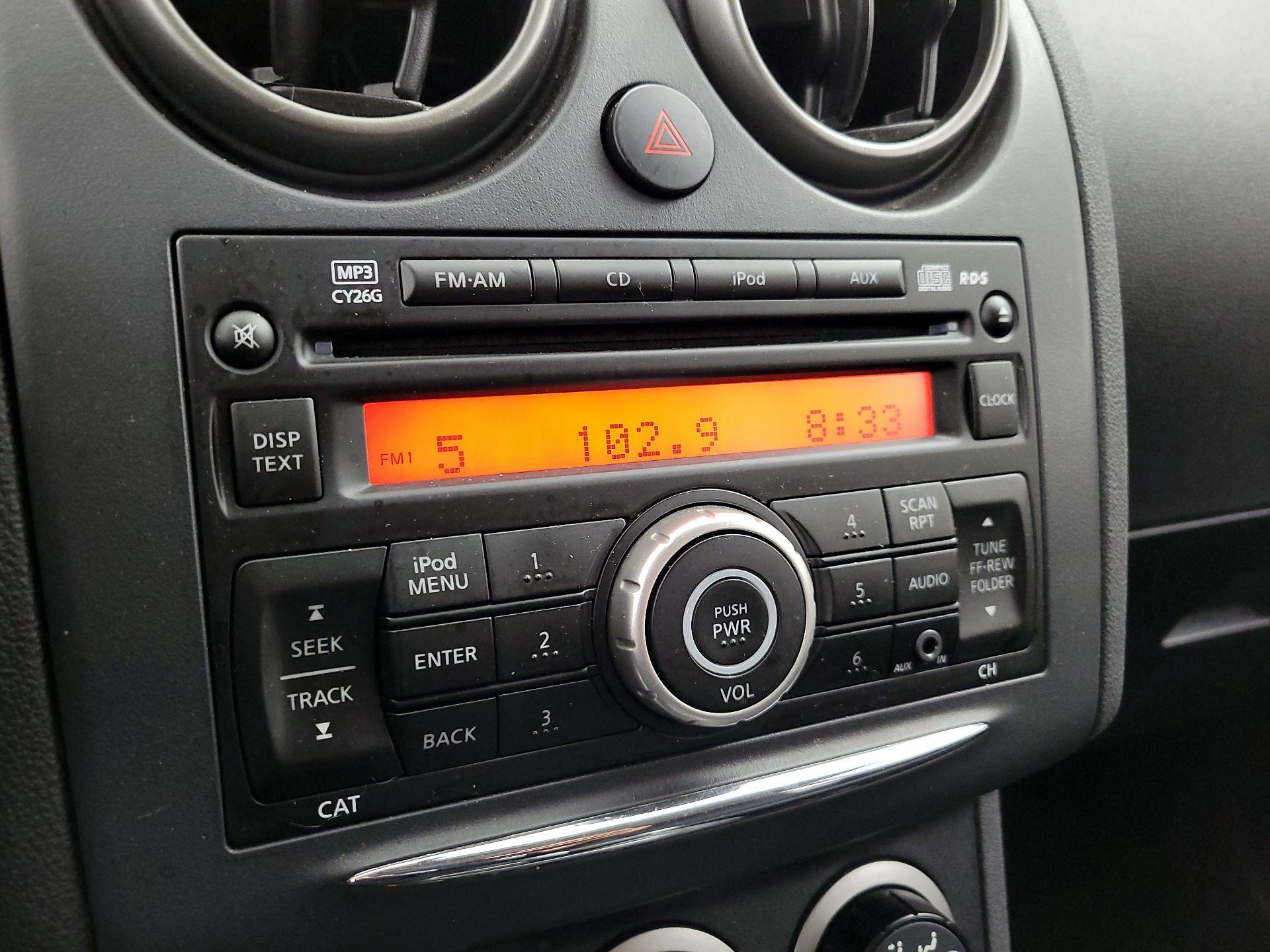Thumbnail: 2014 Nissan Rogue - 14