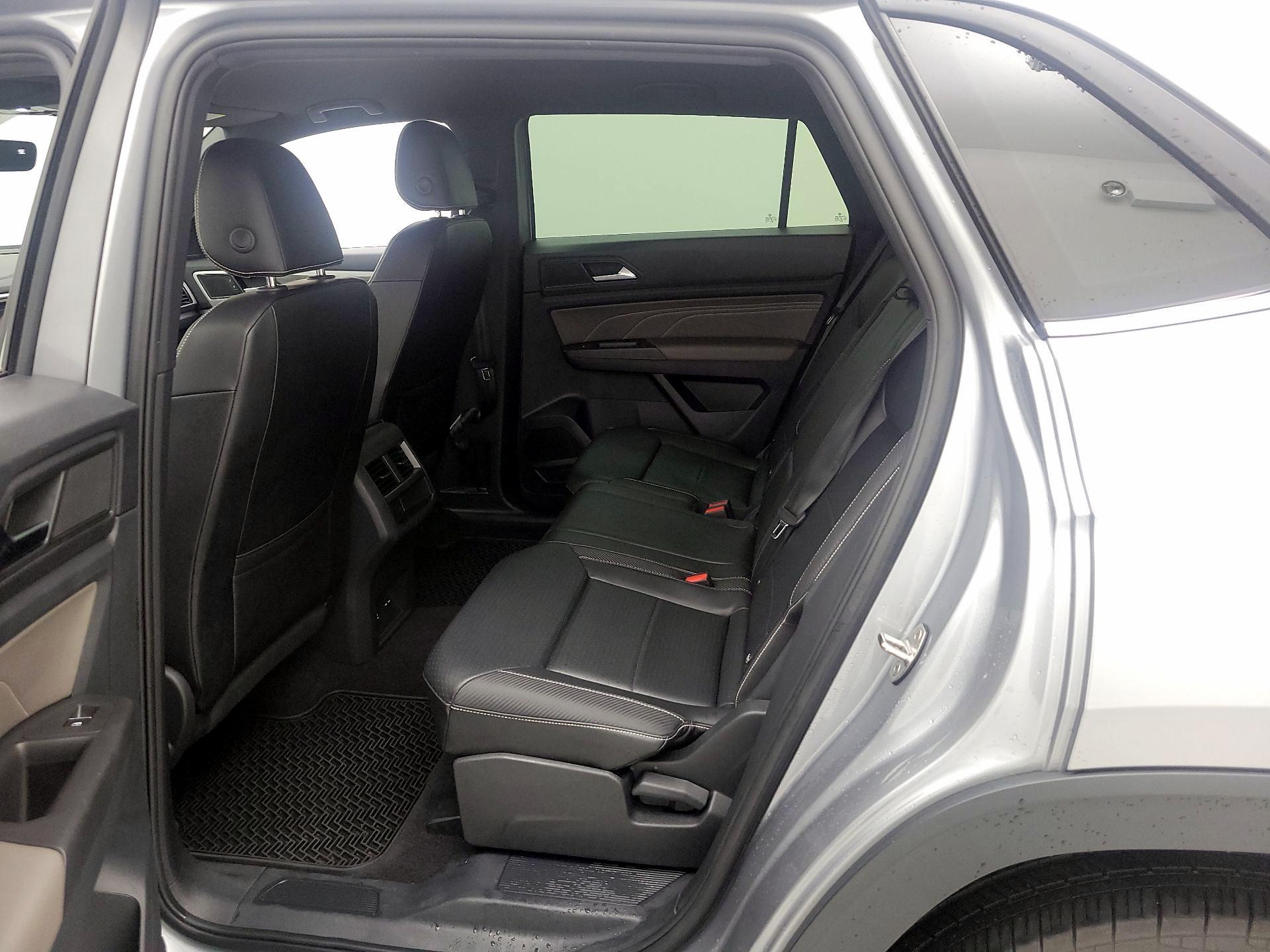 Thumbnail: 2022 Volkswagen Atlas - 19