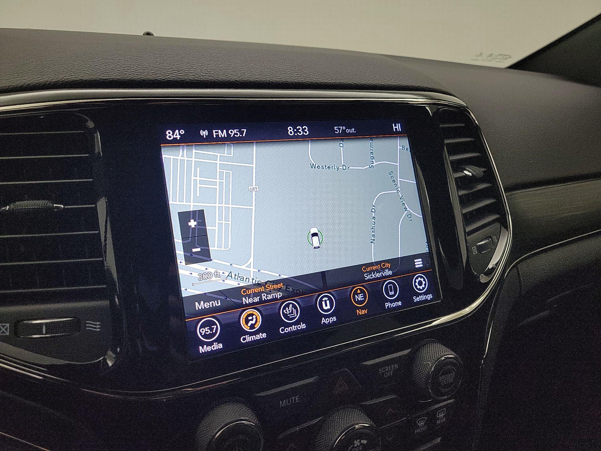 Thumbnail: 2020 Jeep Grand Cherokee - 14