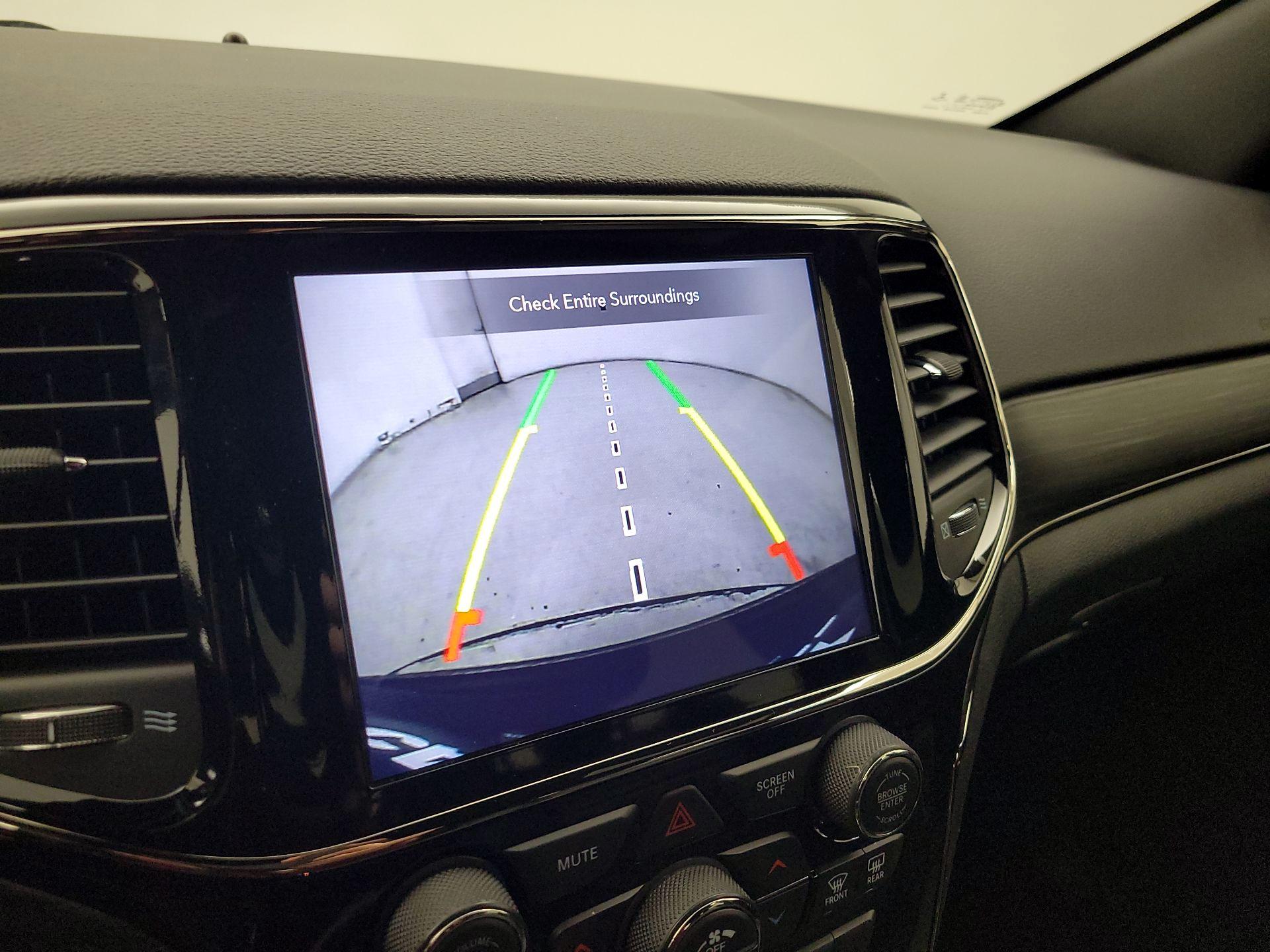 Thumbnail: 2020 Jeep Grand Cherokee - 15