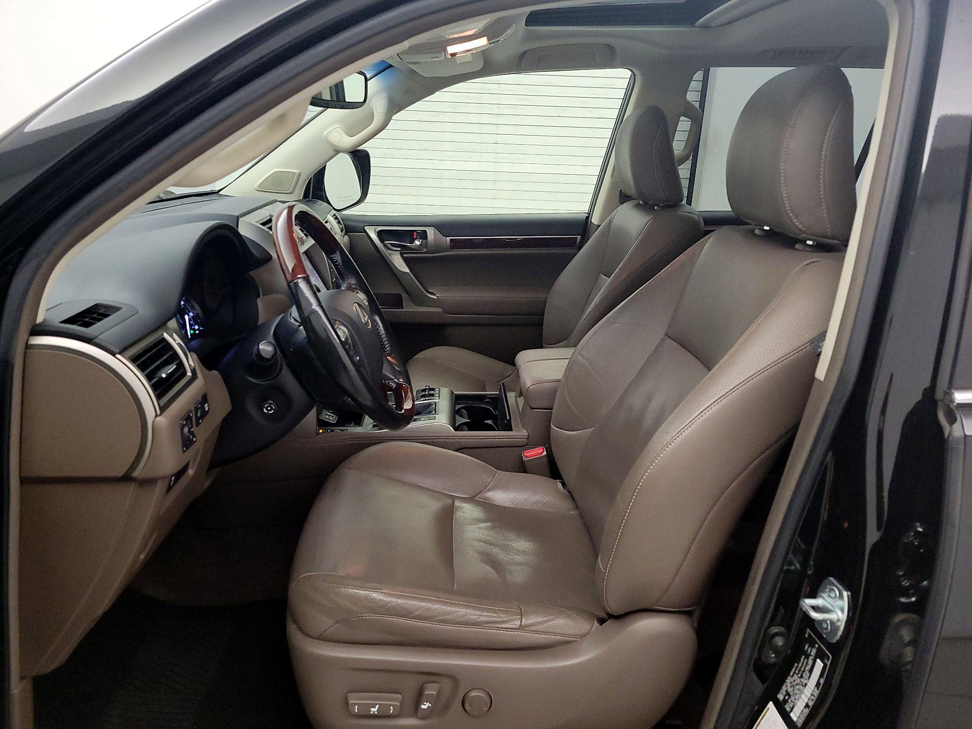 Thumbnail: 2017 Lexus GX - 11