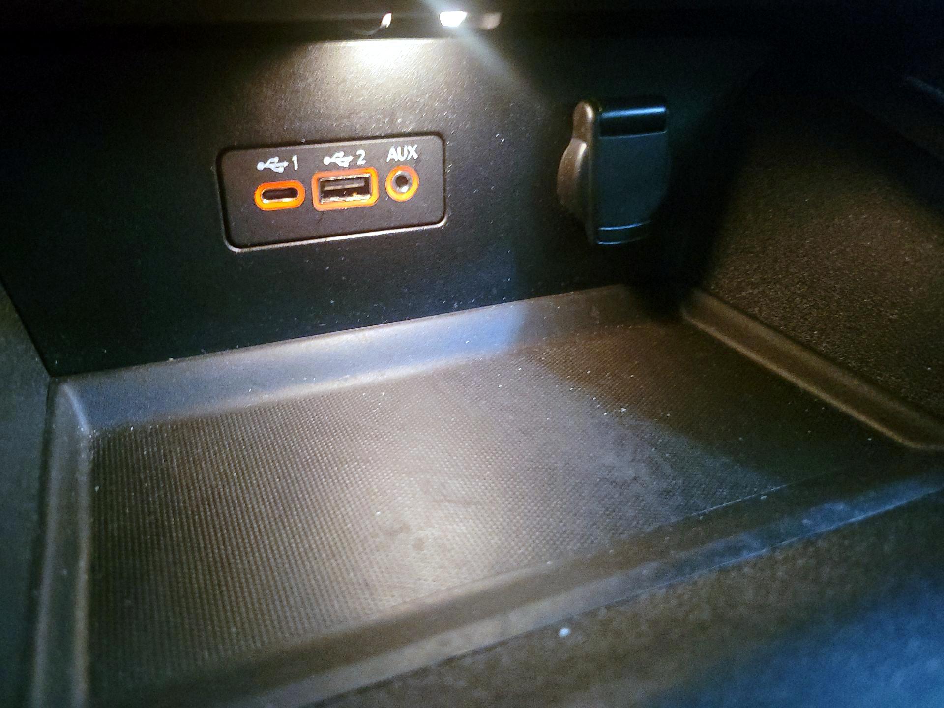 Thumbnail: 2020 Nissan Altima - 17