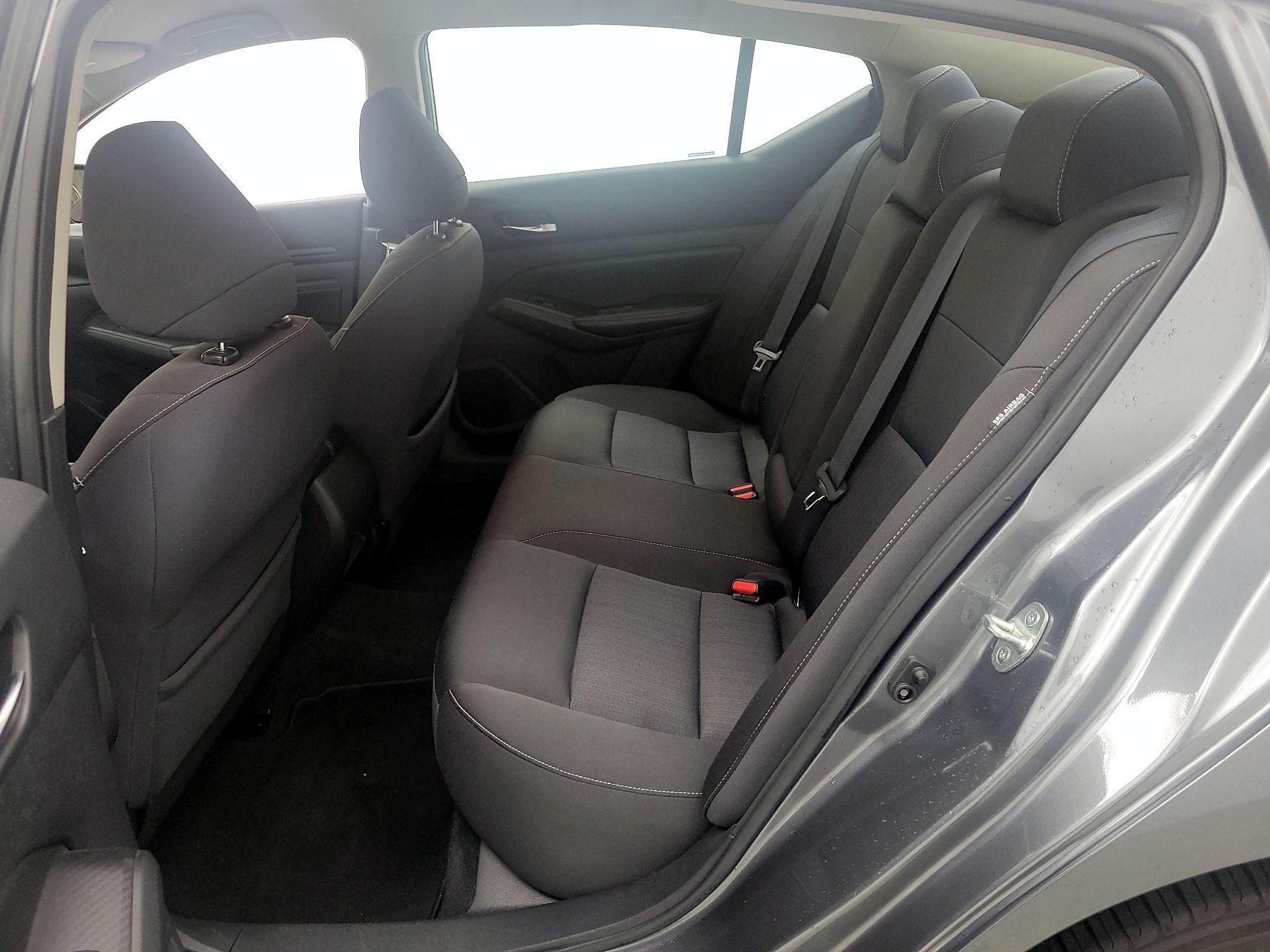 Thumbnail: 2020 Nissan Altima - 18