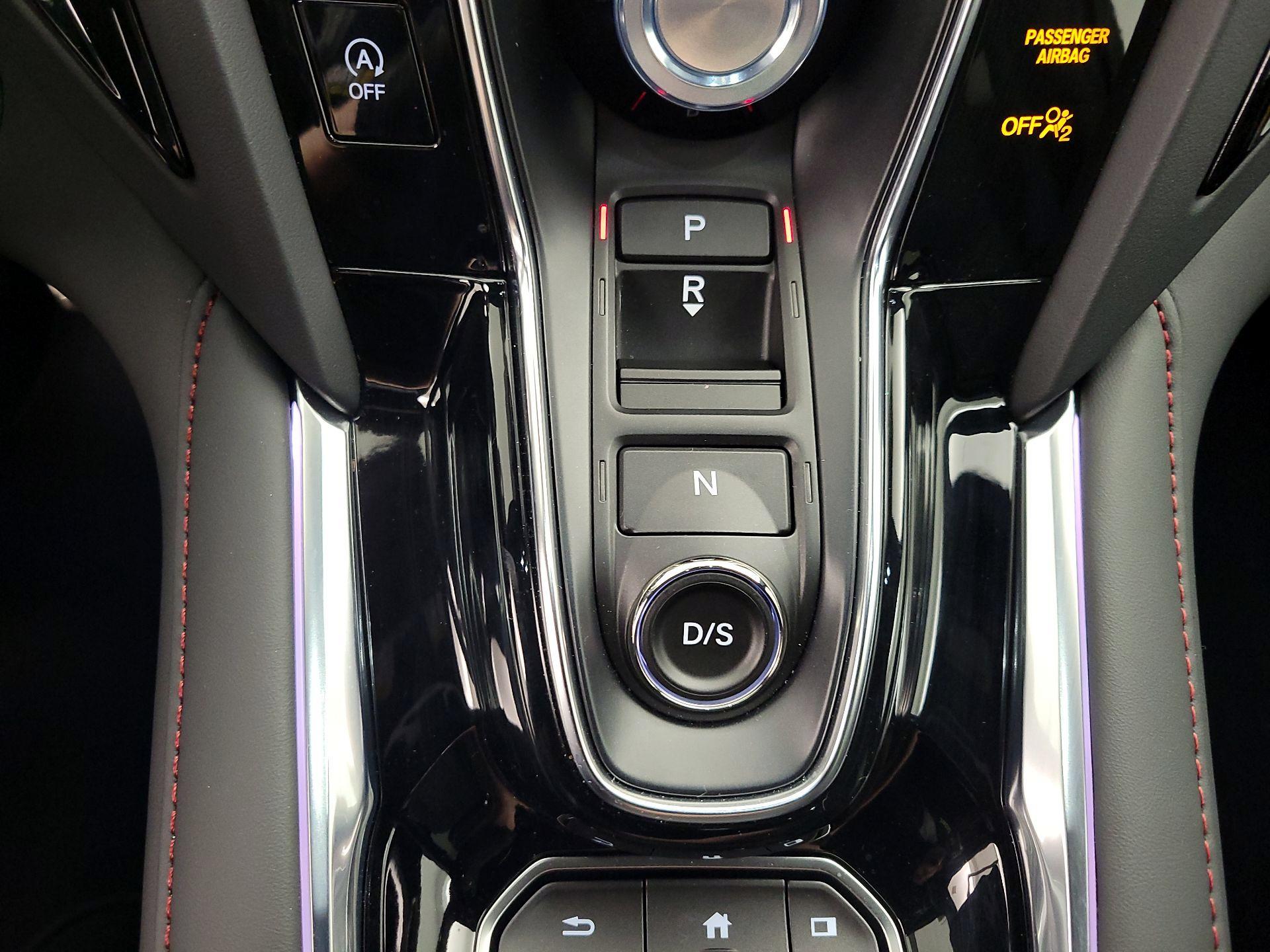 Thumbnail: 2025 Acura RDX - 18