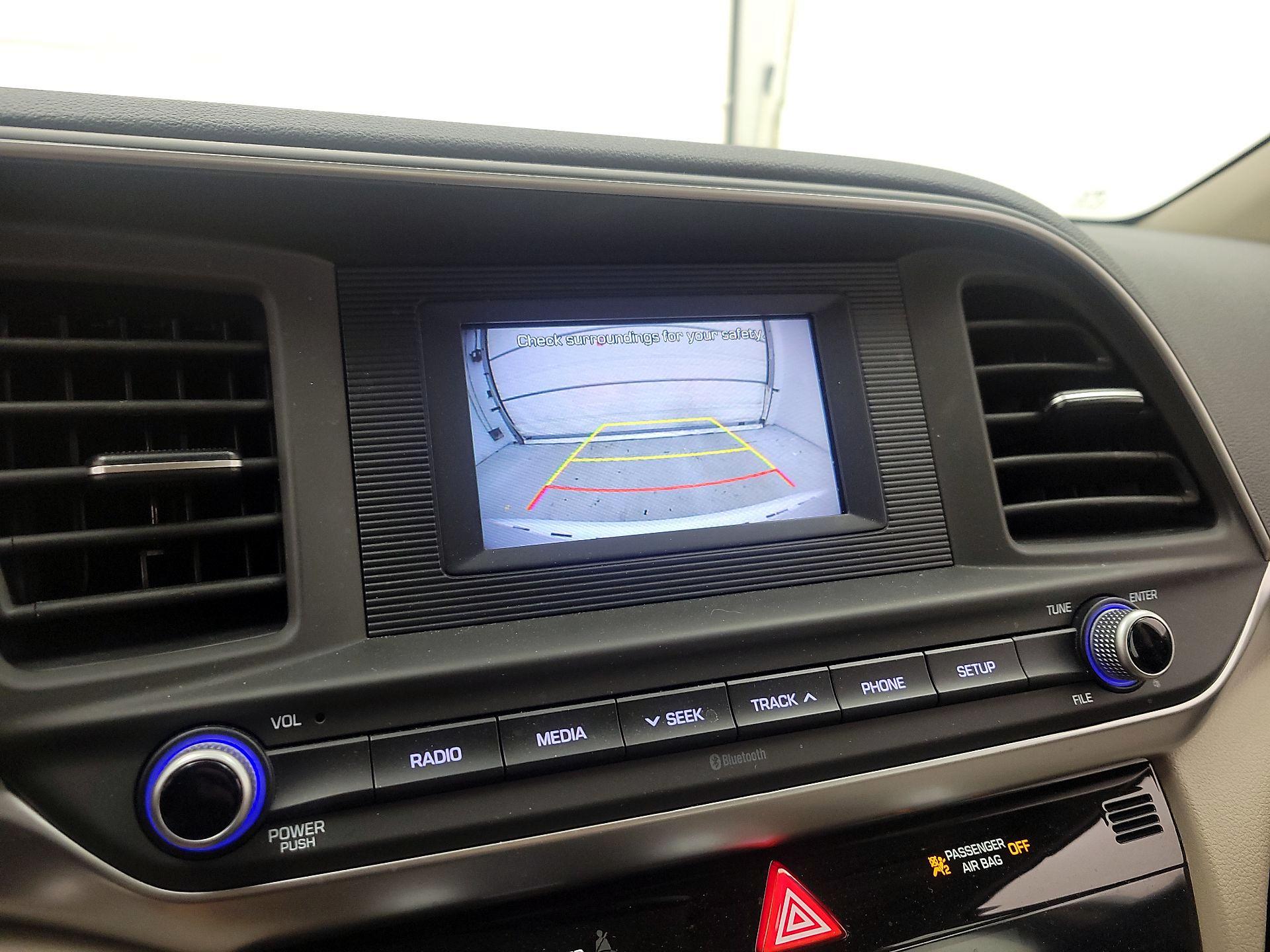 Thumbnail: 2020 Hyundai Elantra - 13