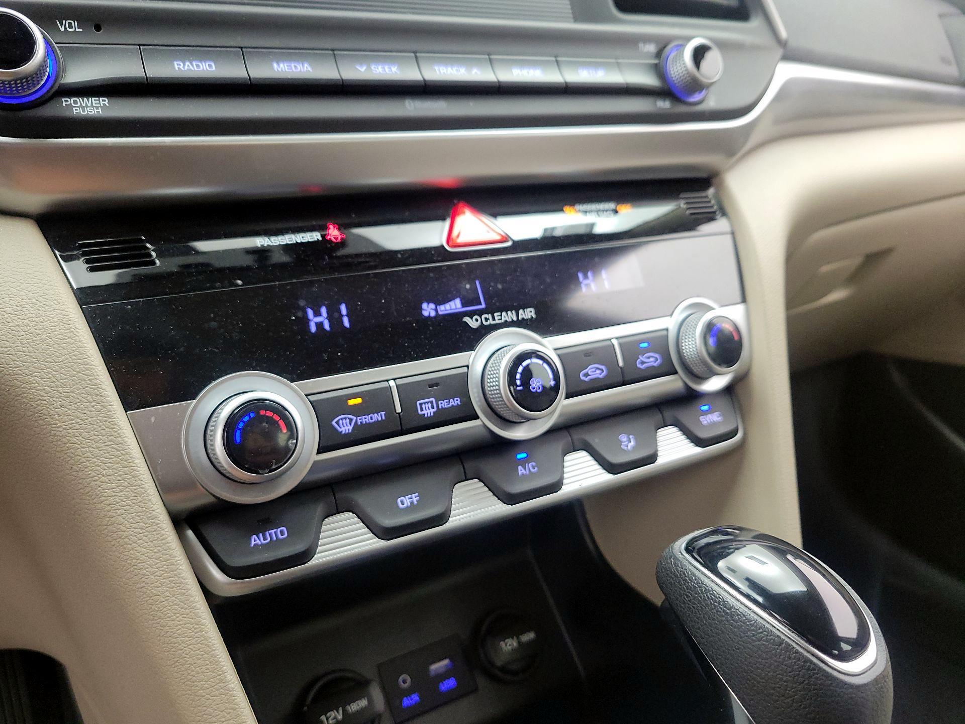 Thumbnail: 2020 Hyundai Elantra - 15