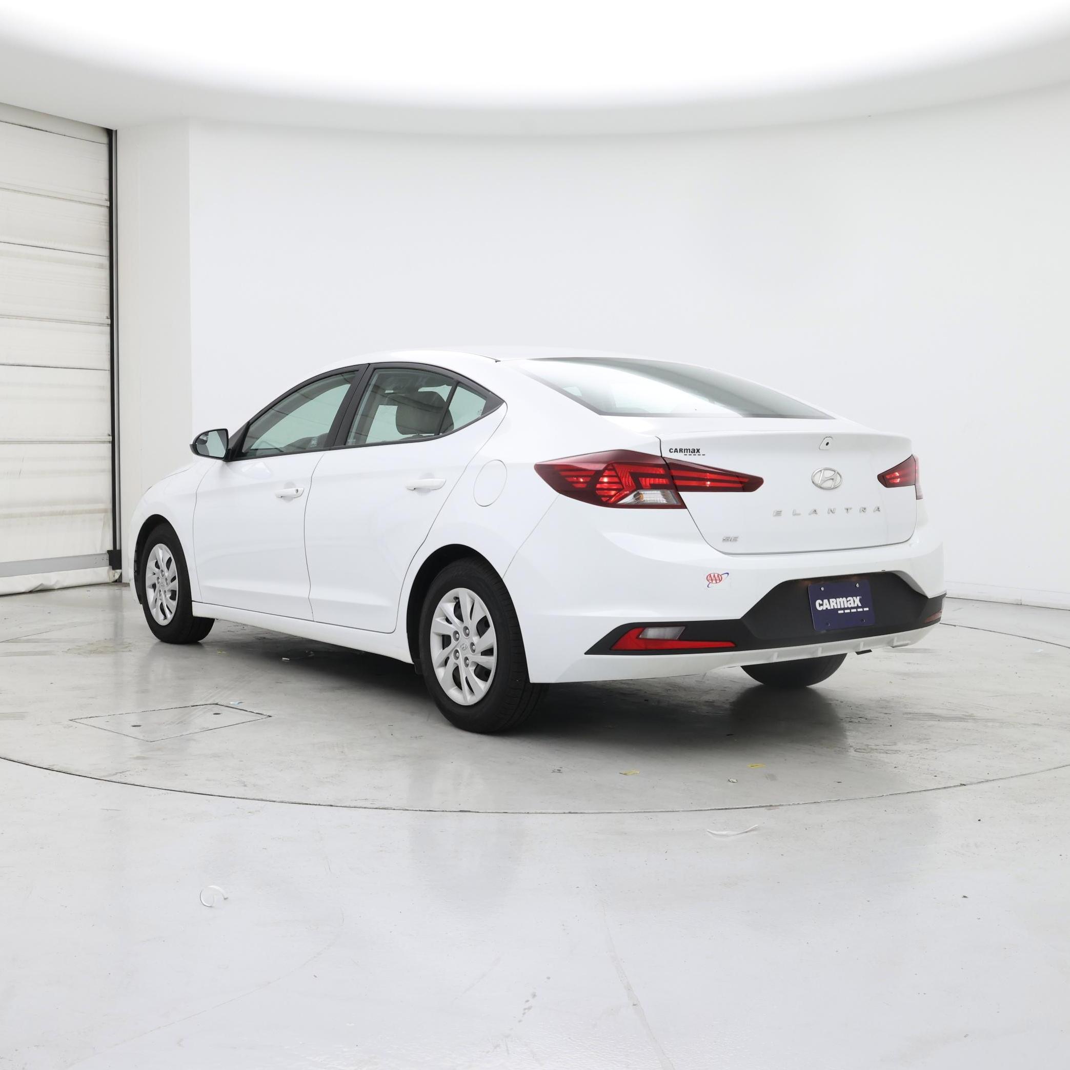 Thumbnail: 2020 Hyundai Elantra - 2