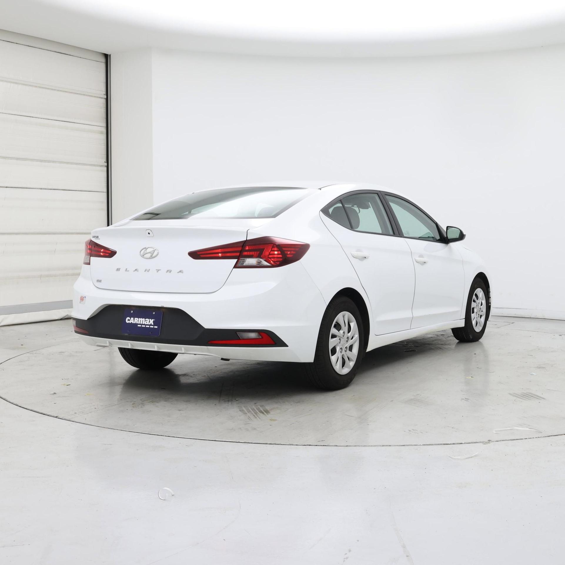 Thumbnail: 2020 Hyundai Elantra - 8