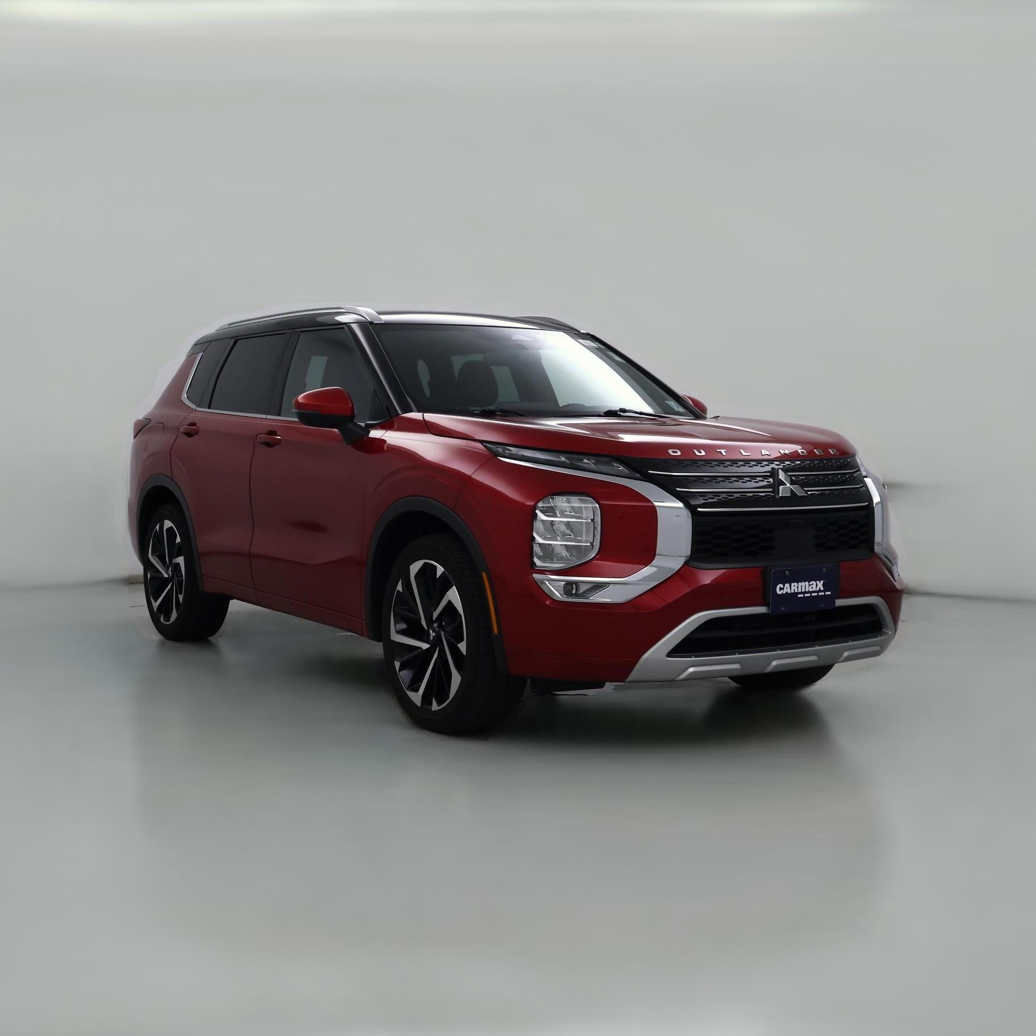 Thumbnail: 2023 Mitsubishi Outlander - 1