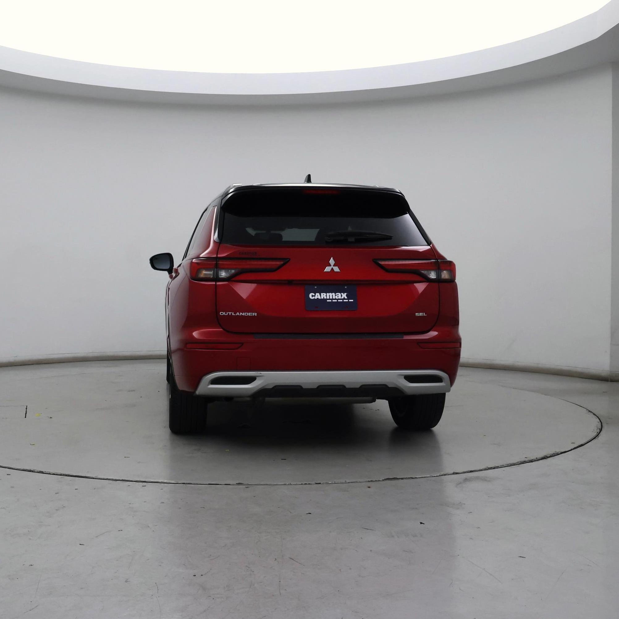 Thumbnail: 2023 Mitsubishi Outlander - 6