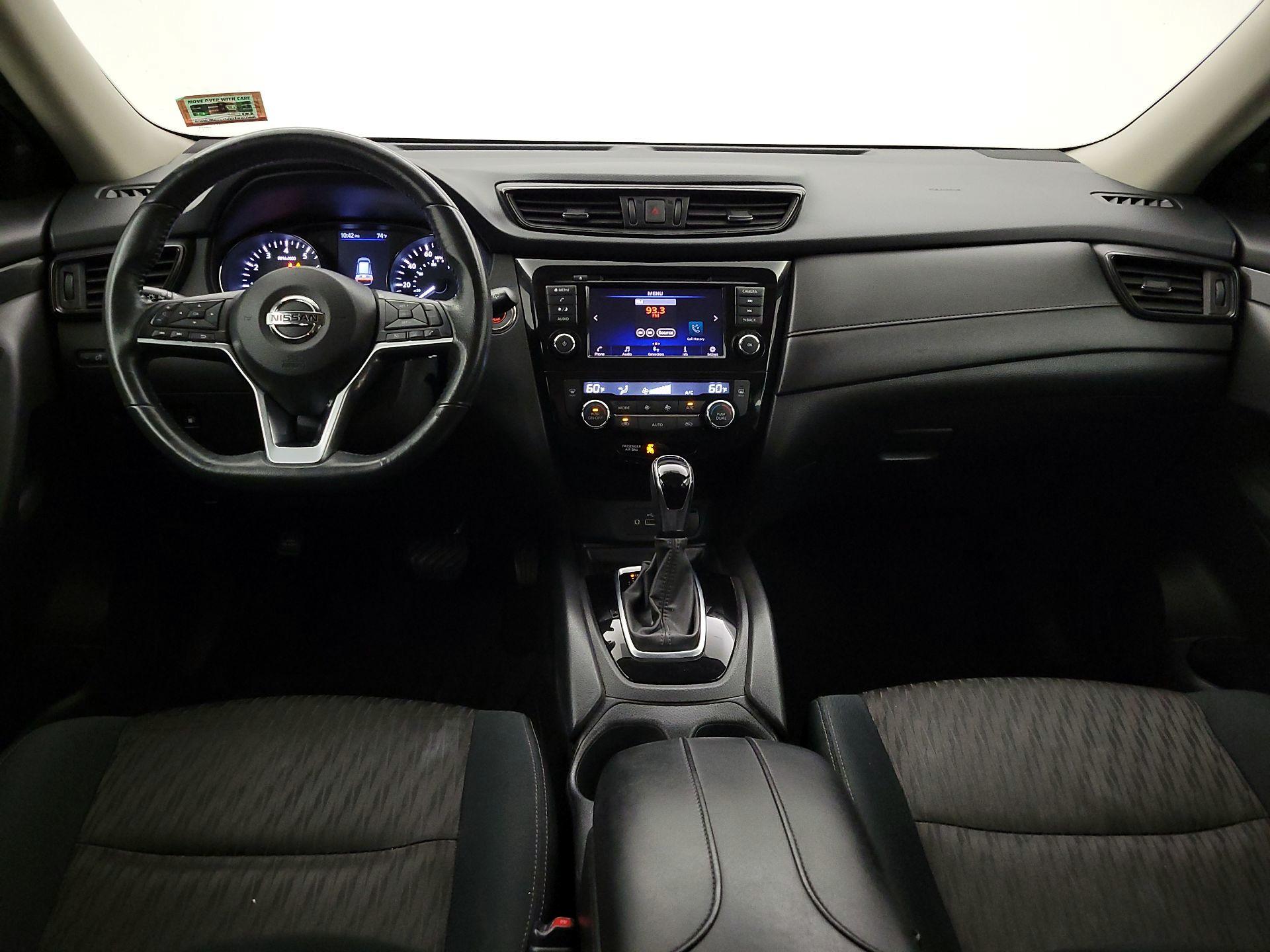 Thumbnail: 2018 Nissan Rogue - 9