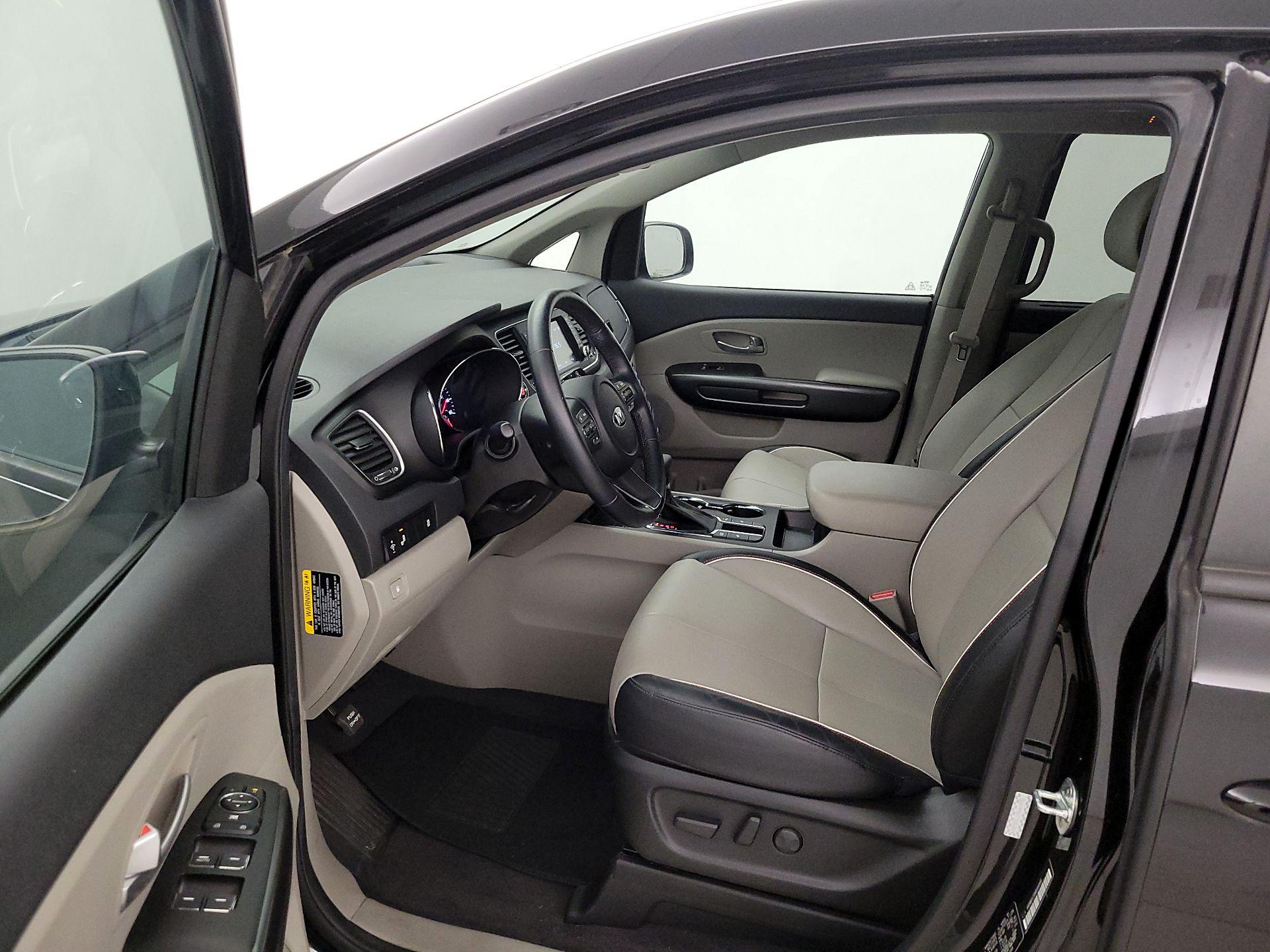 Thumbnail: 2021 Kia Sedona - 11