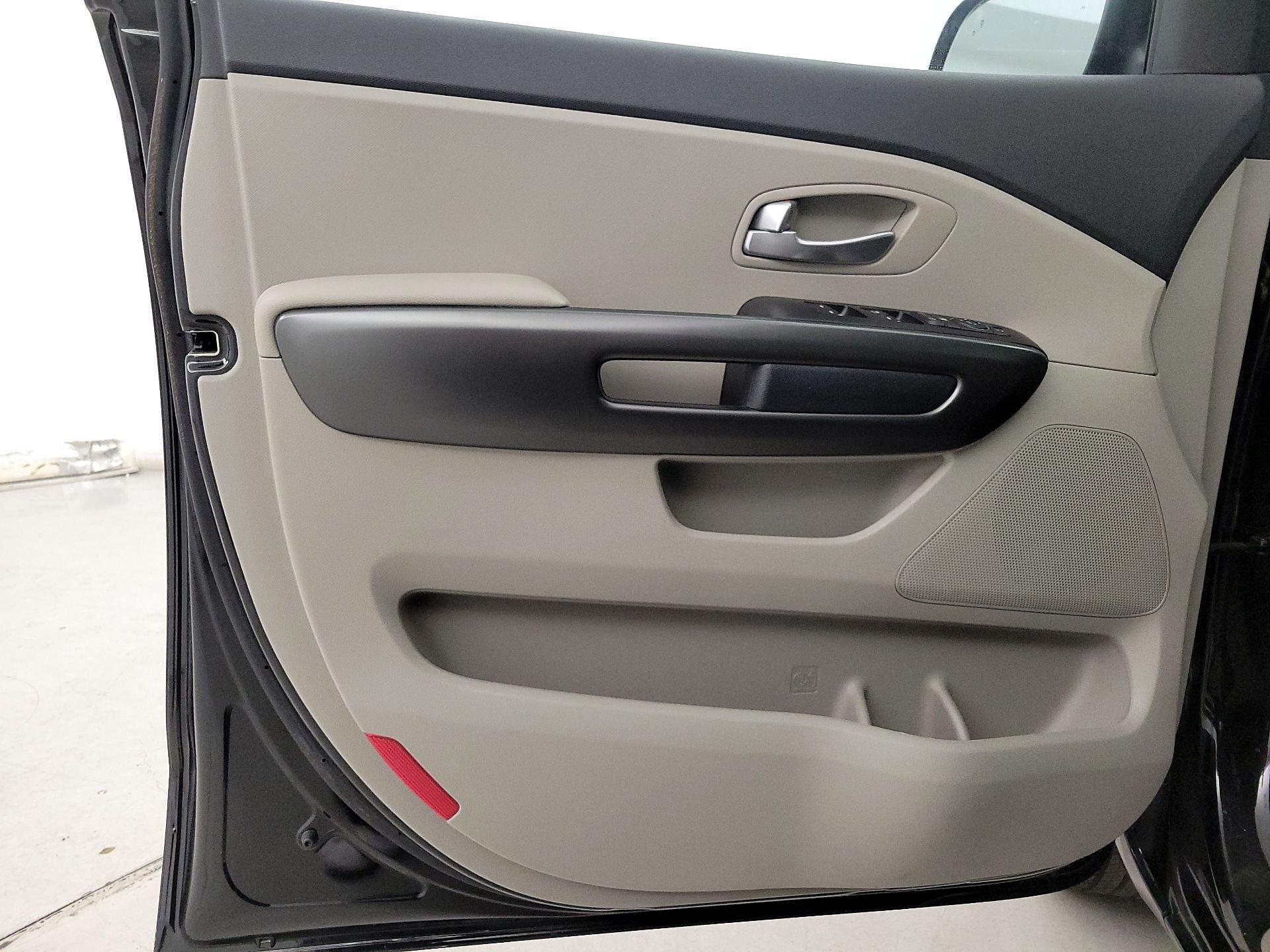 Thumbnail: 2021 Kia Sedona - 12